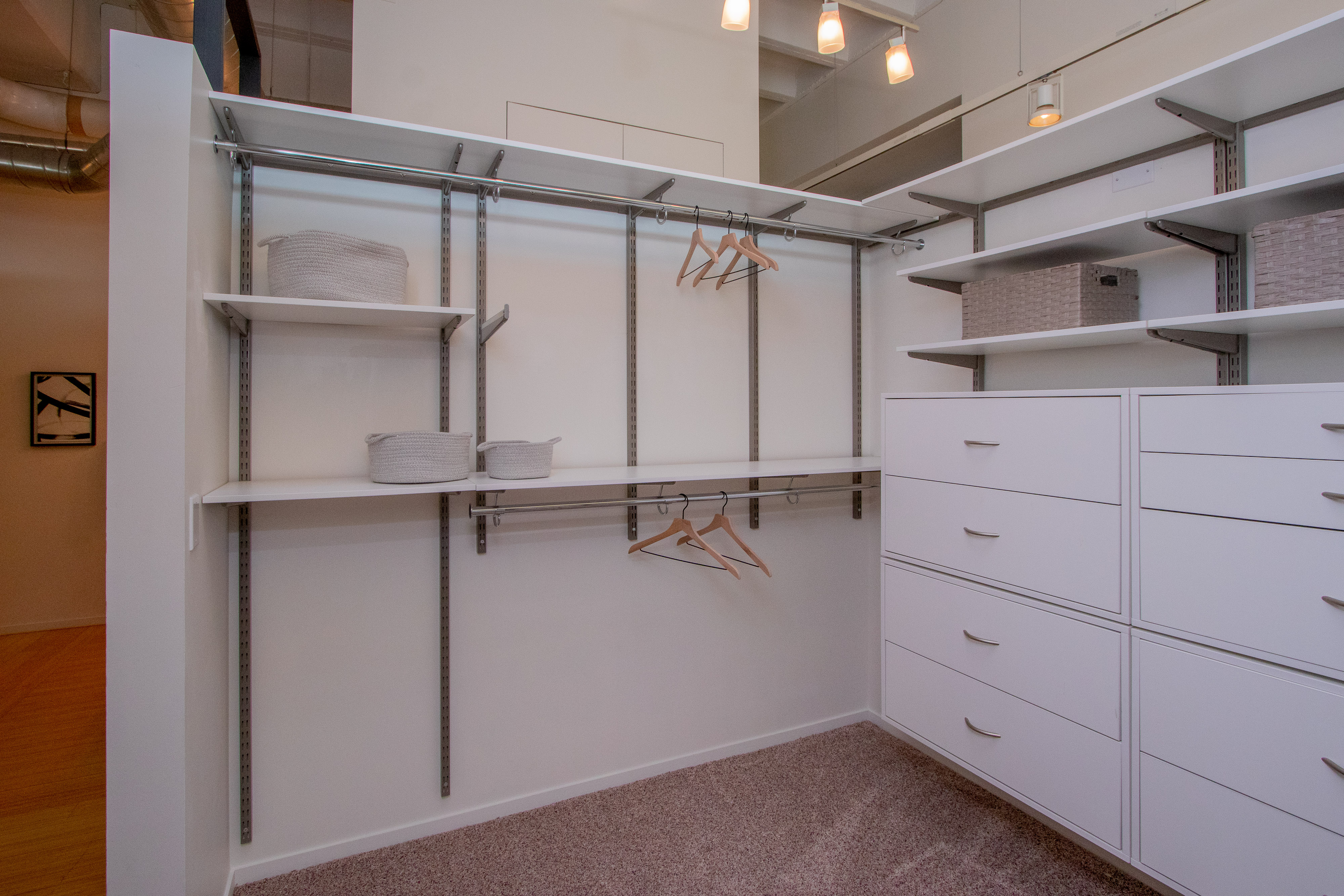 10th St, Des Moines, IA 50309 #1