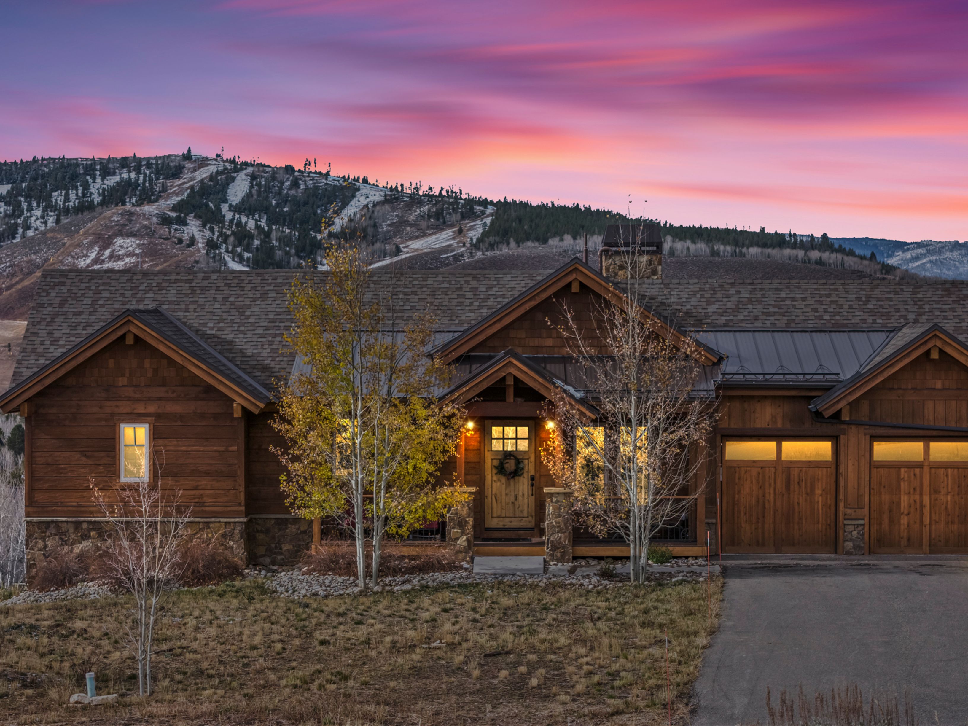 GRANBY RANCH COLORADO HOME WITH INCREDIBLE SKI SLOPE VIEWS