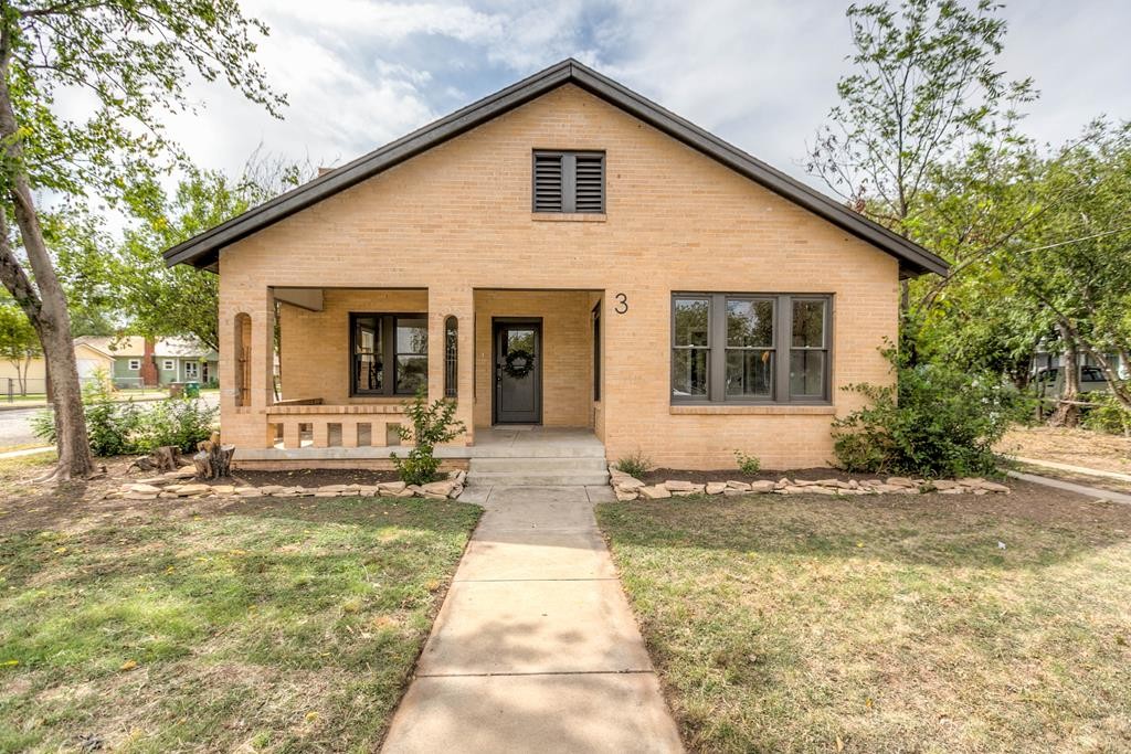 Jackson St, San Angelo, TX 76901