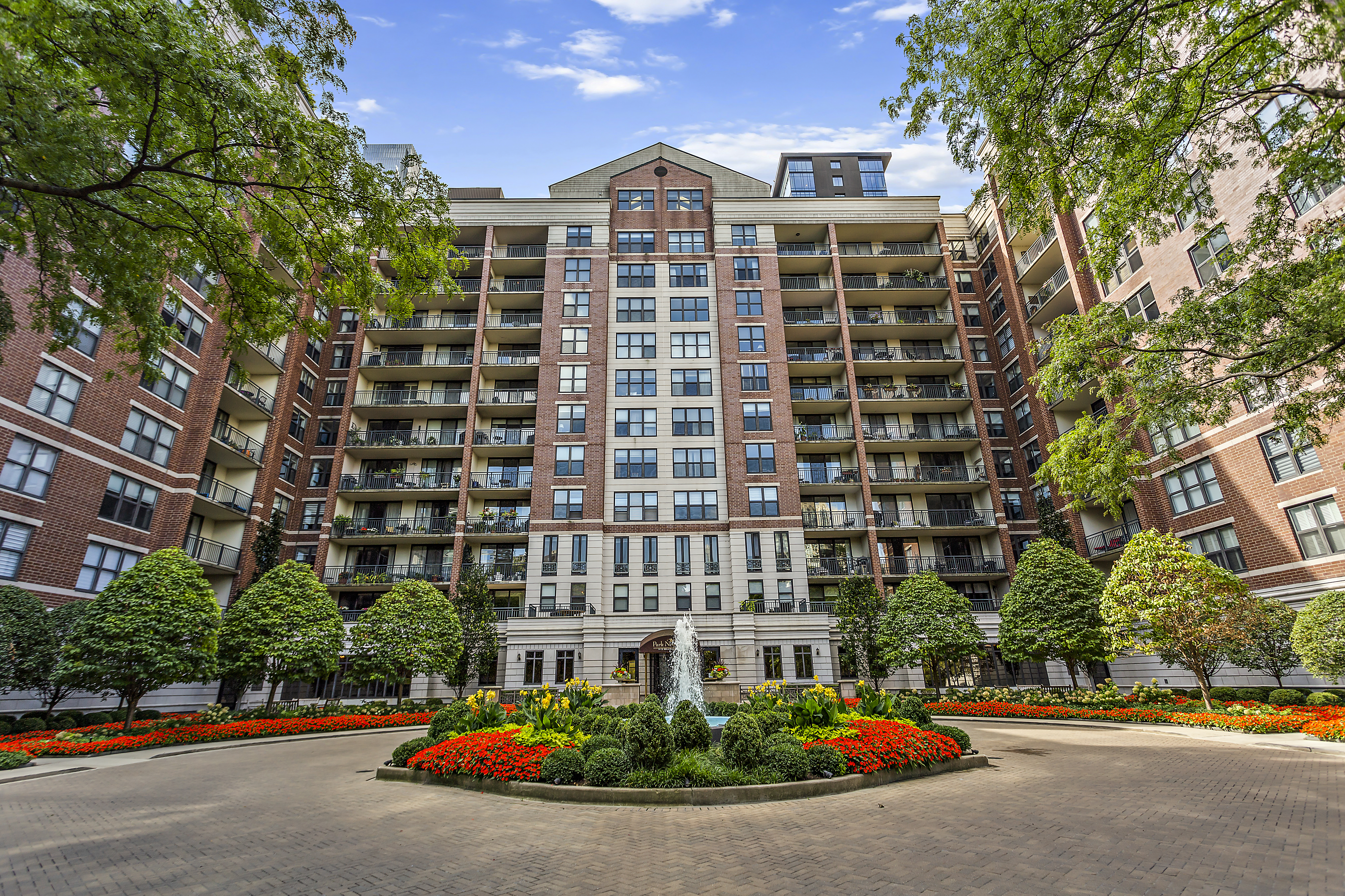 Exquisite Top-floor Duplex