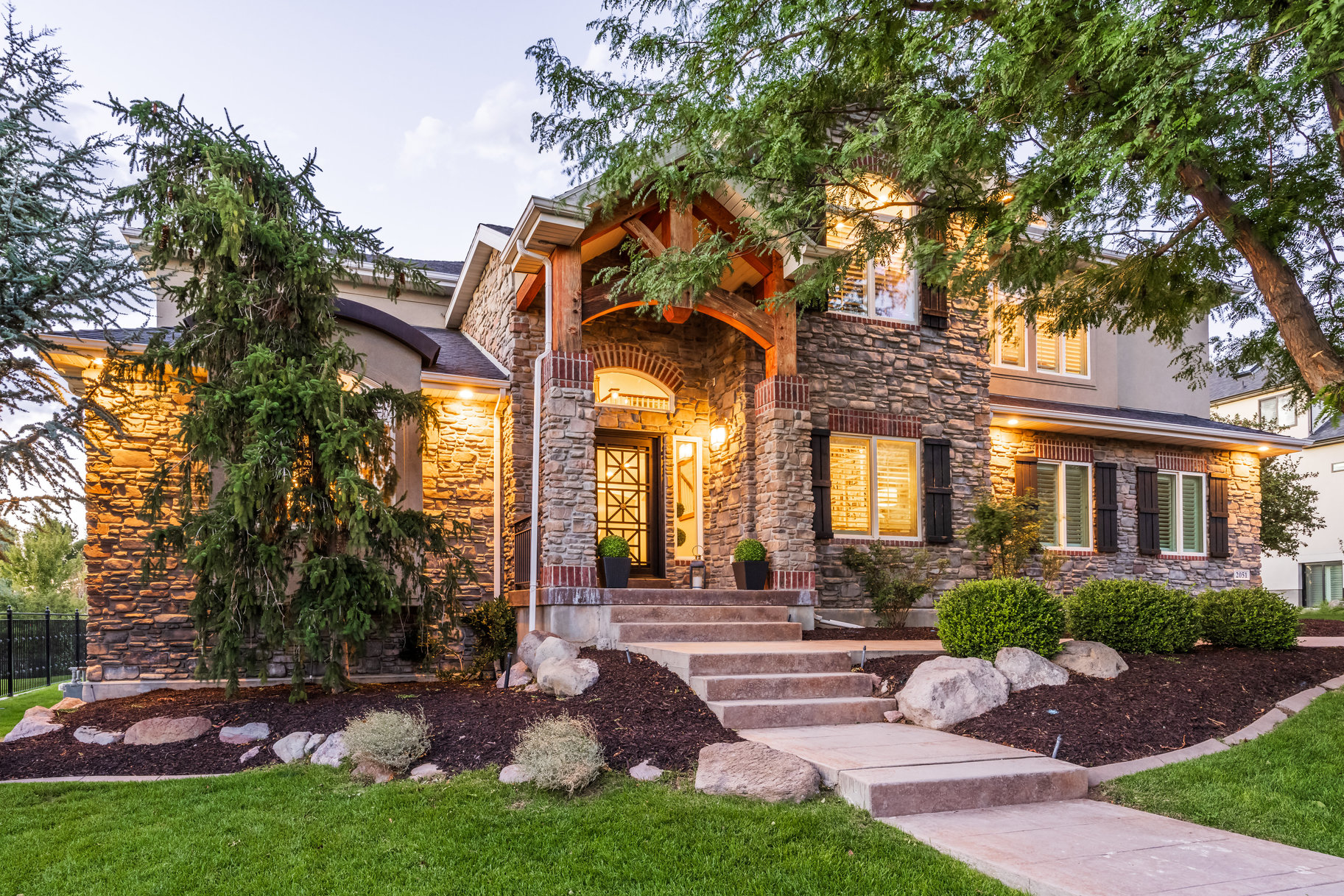 Stunning Draper Home Near the Hidden Valley Golf Course