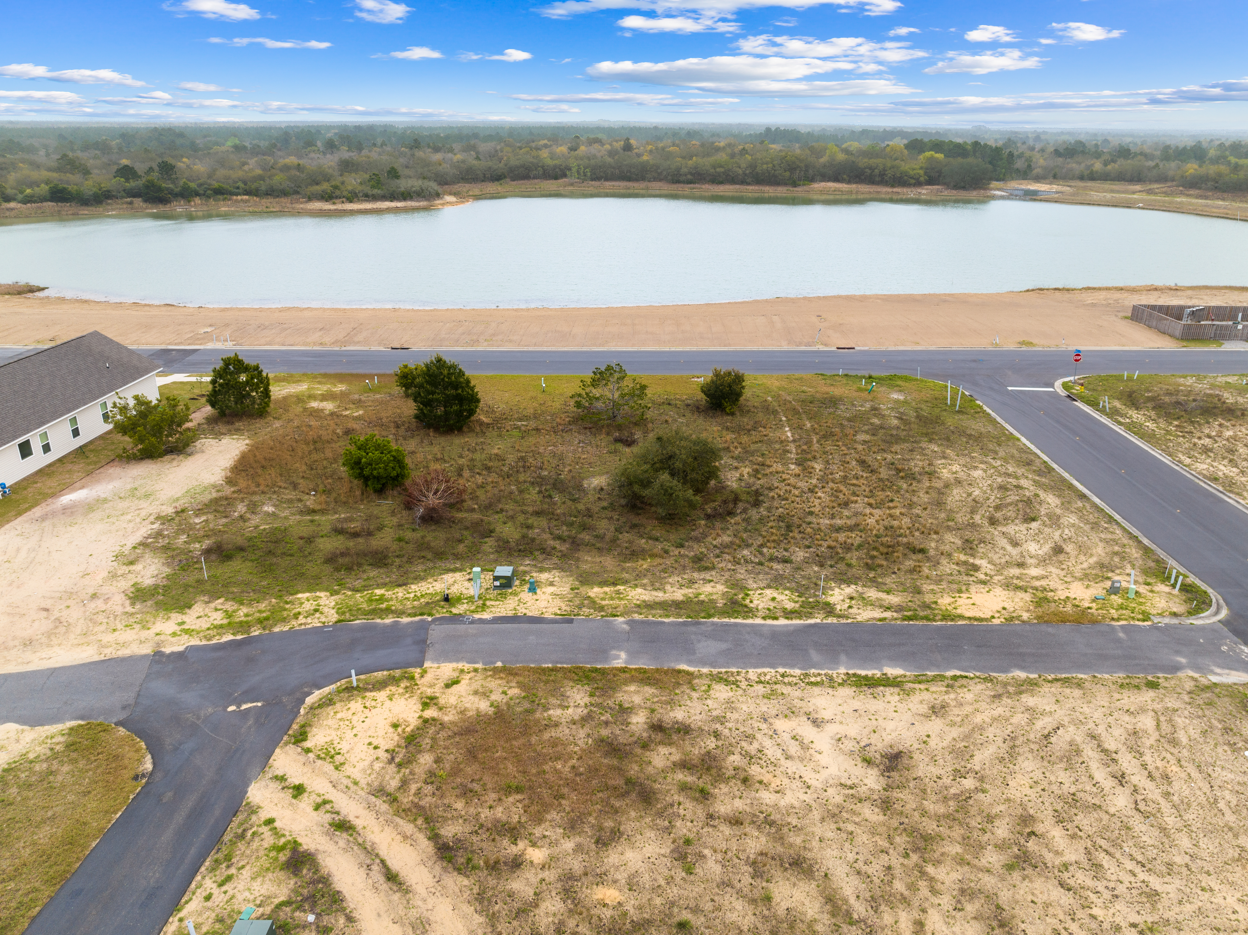 Homesite Overlooking Lake In Freeport Community Near Outdoor Trails