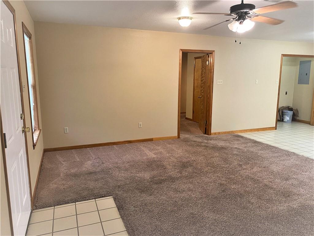 2nd St, Iowa, LA 70647