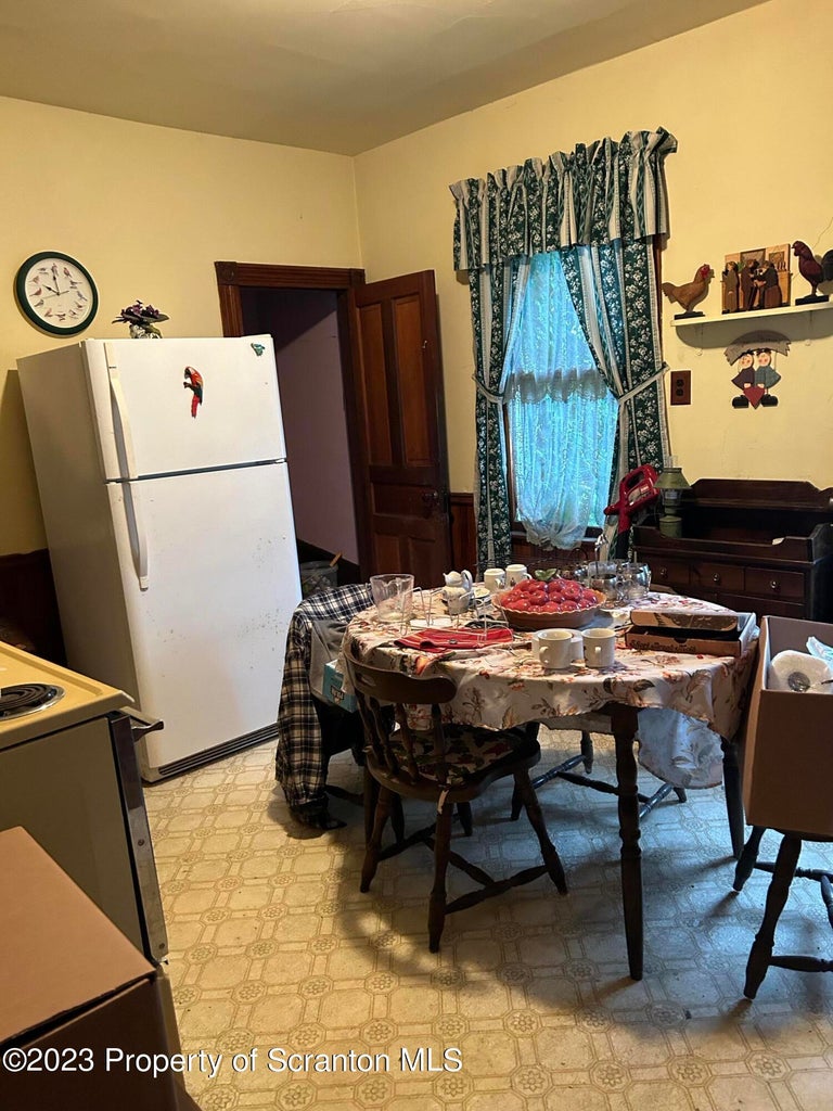 Wyoming St, Carbondale, PA 18407 #1