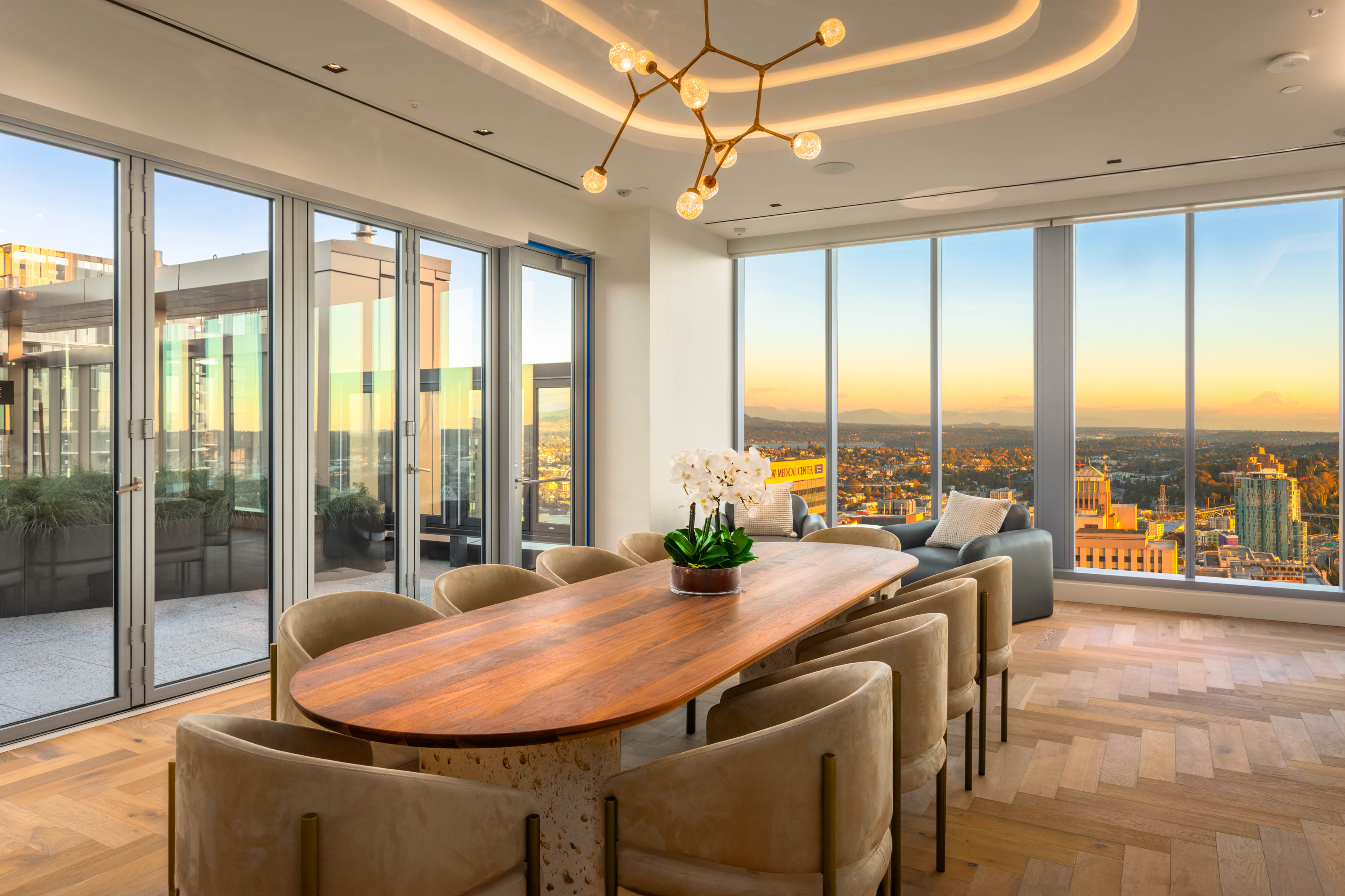 800 Columbia Street Unit #1606, Seattle, WA 98104 