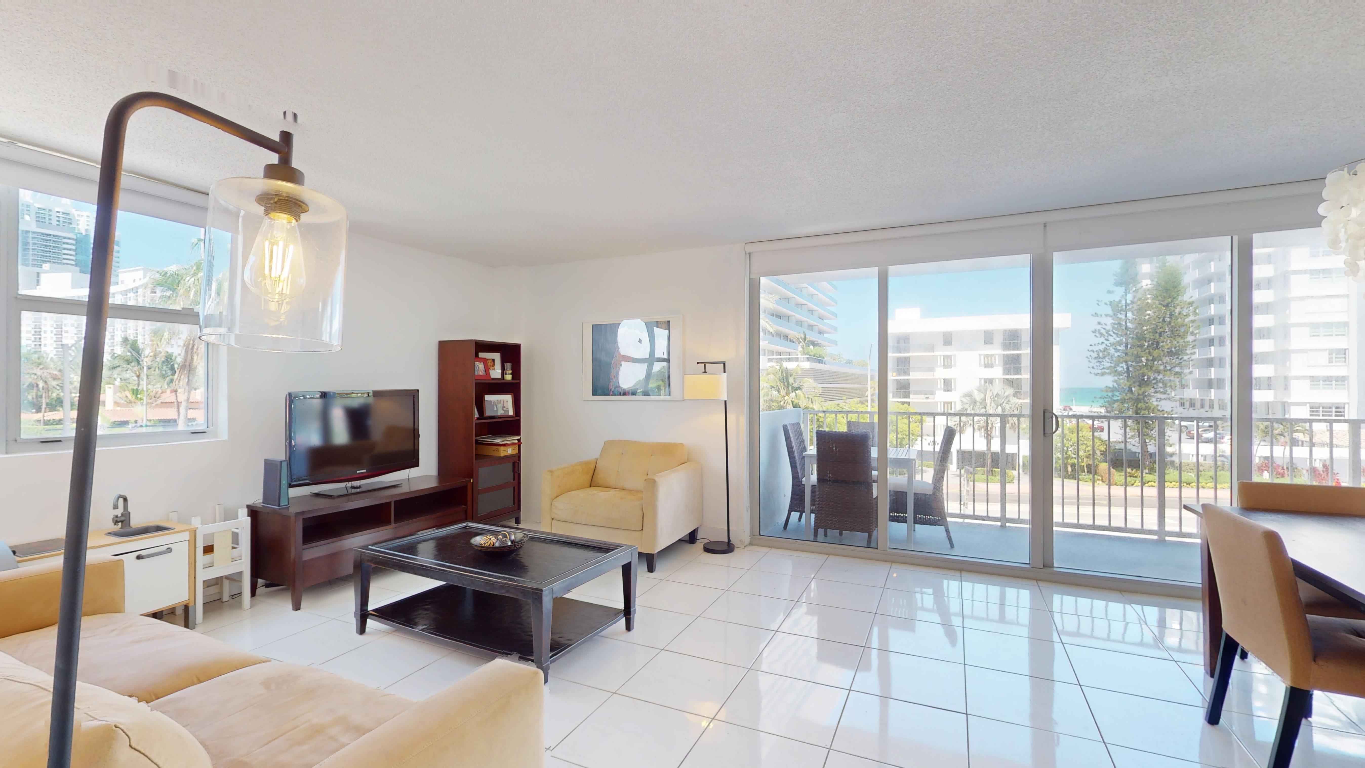 5838 Collins Ave, #2H, Miami Beach, FL