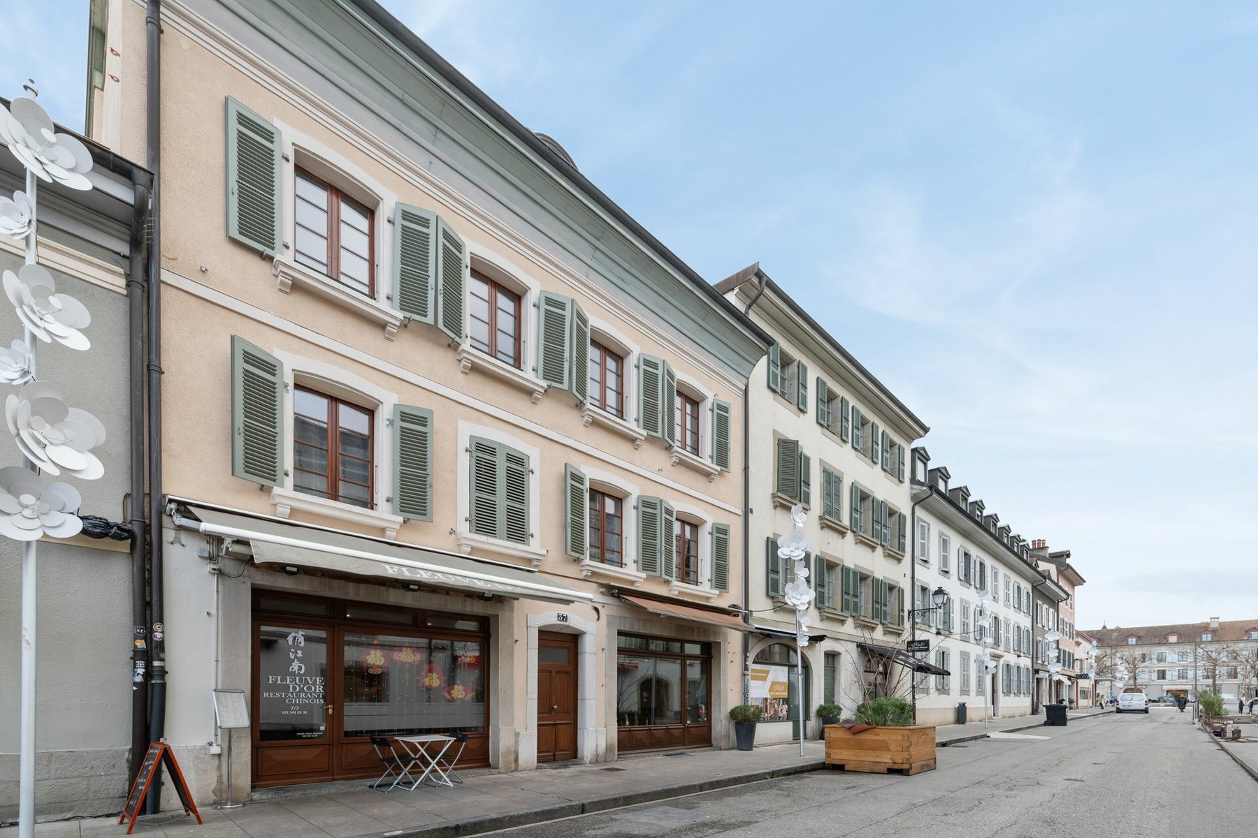 RARE  MIXED-USE BUILDING OLD CAROUGE