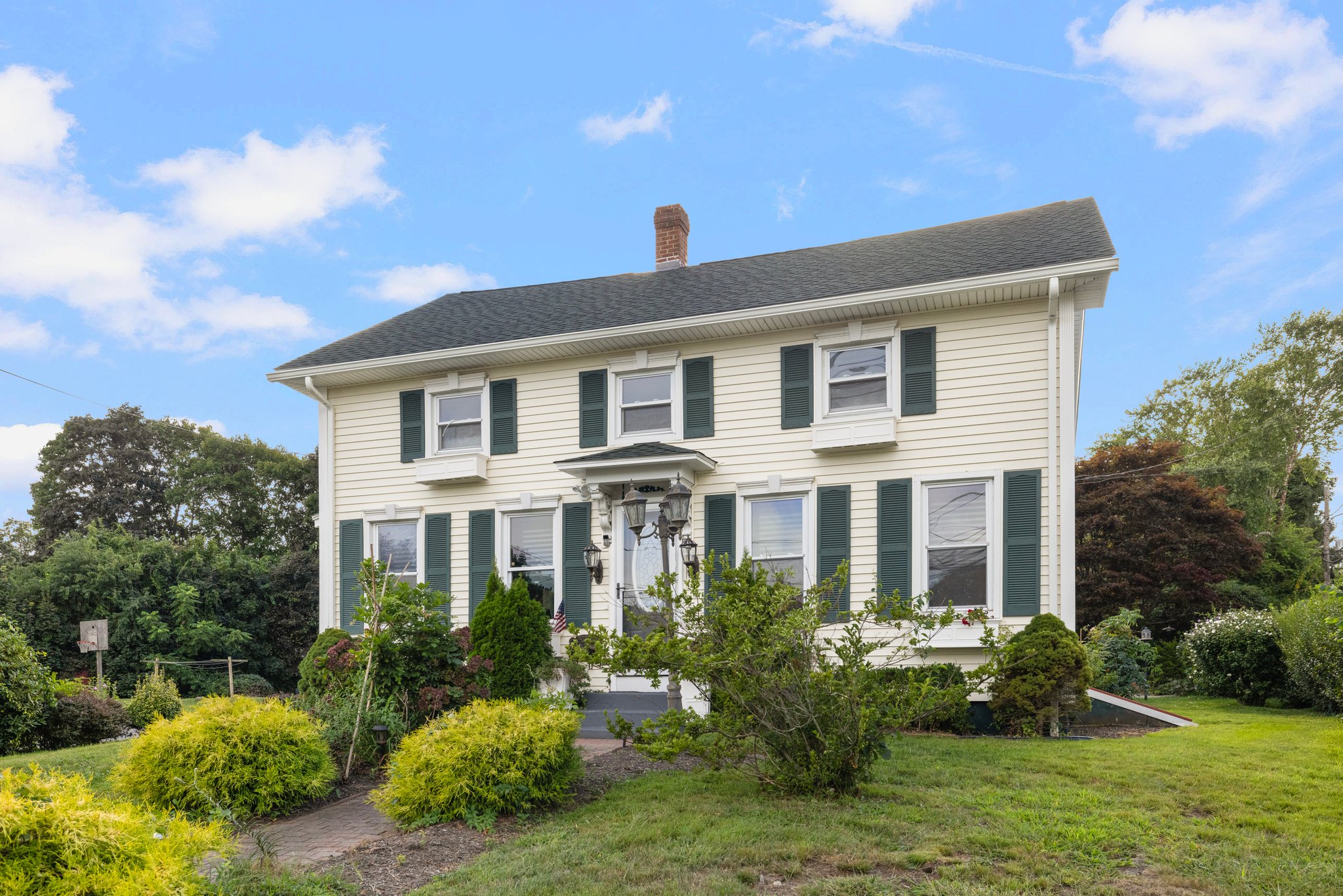 296 High Street,South Kingstown, RI, 02879