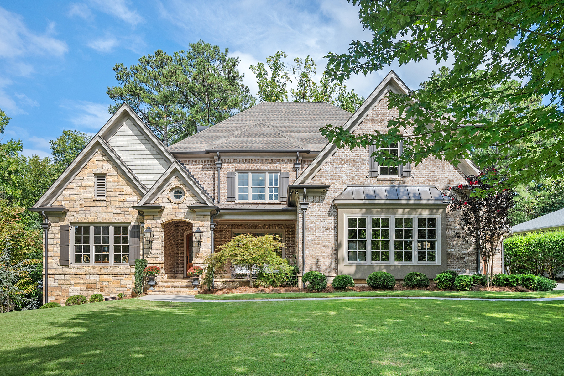 Exquisite Brick Home In Desirable Brookhaven Community- Cambridge Park