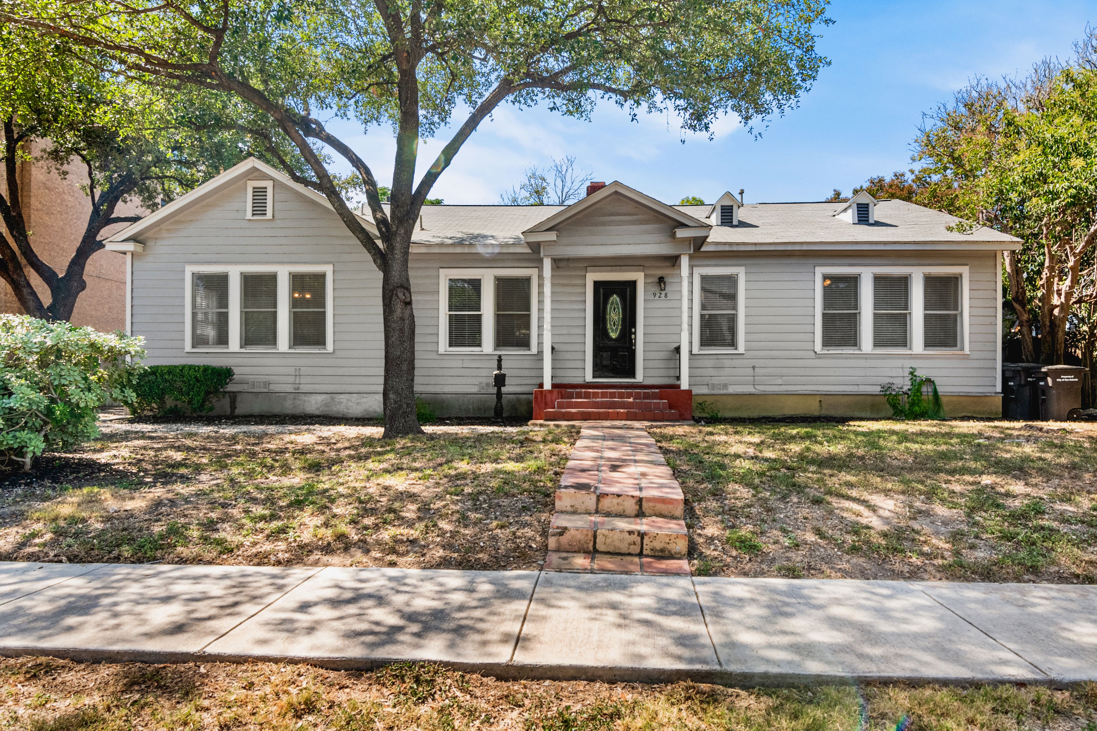 928 West Huisache Avenue, San Antonio, TX 78201