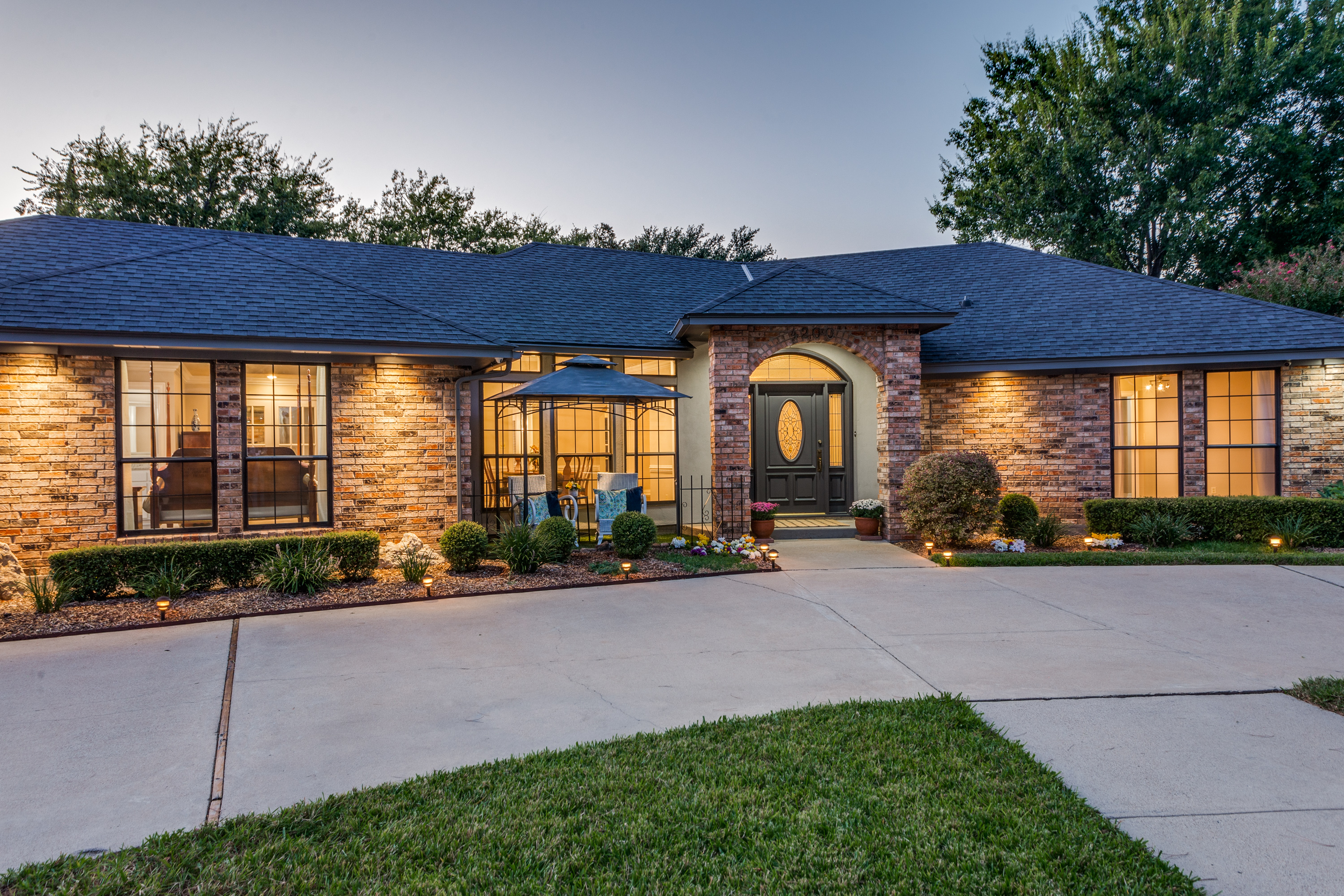 4200 Lake Vista Drive,Benbrook, TX, 76132