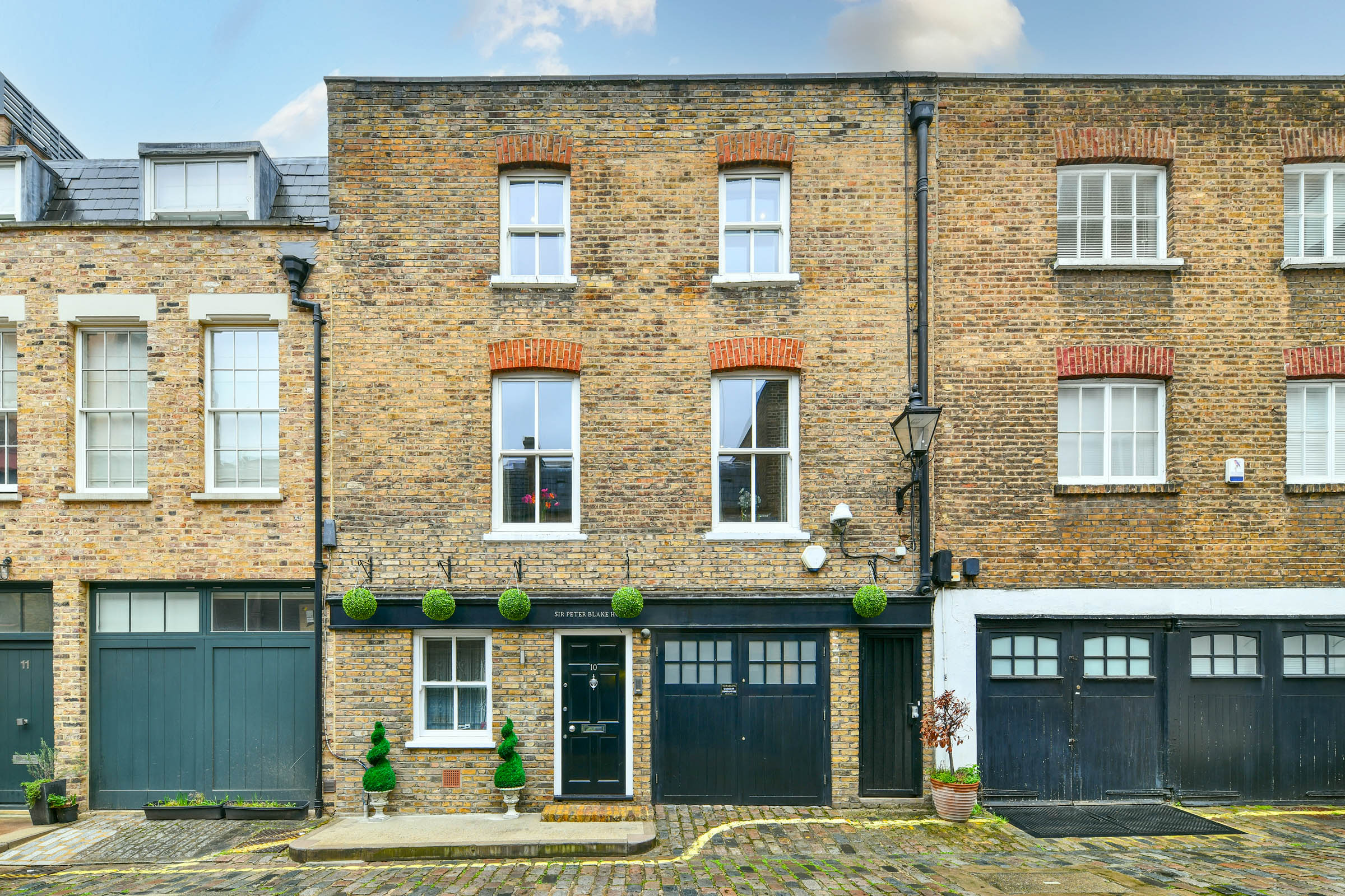 Beautiful house set on Sherlock Mews in Marylebone