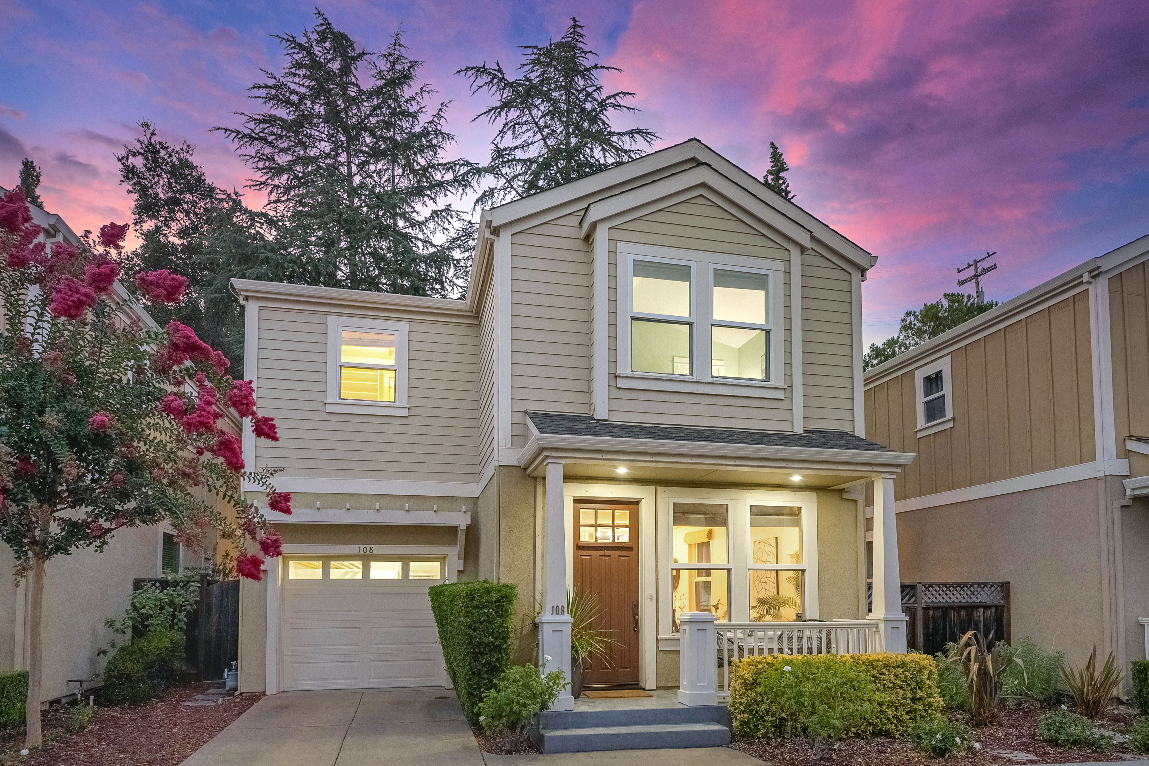 Wonderful Creekside Village Home in Los Gatos