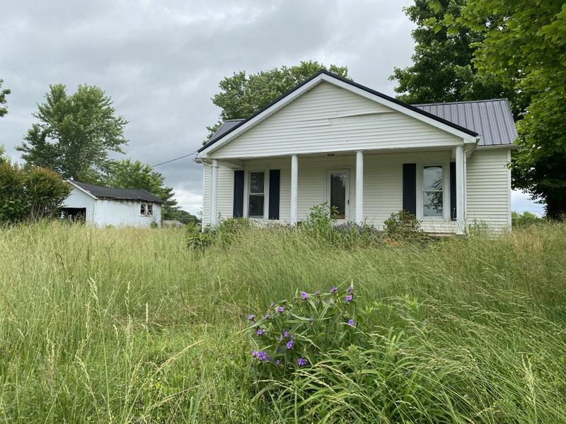 Legrande Hwy, Hardyville, KY 42746