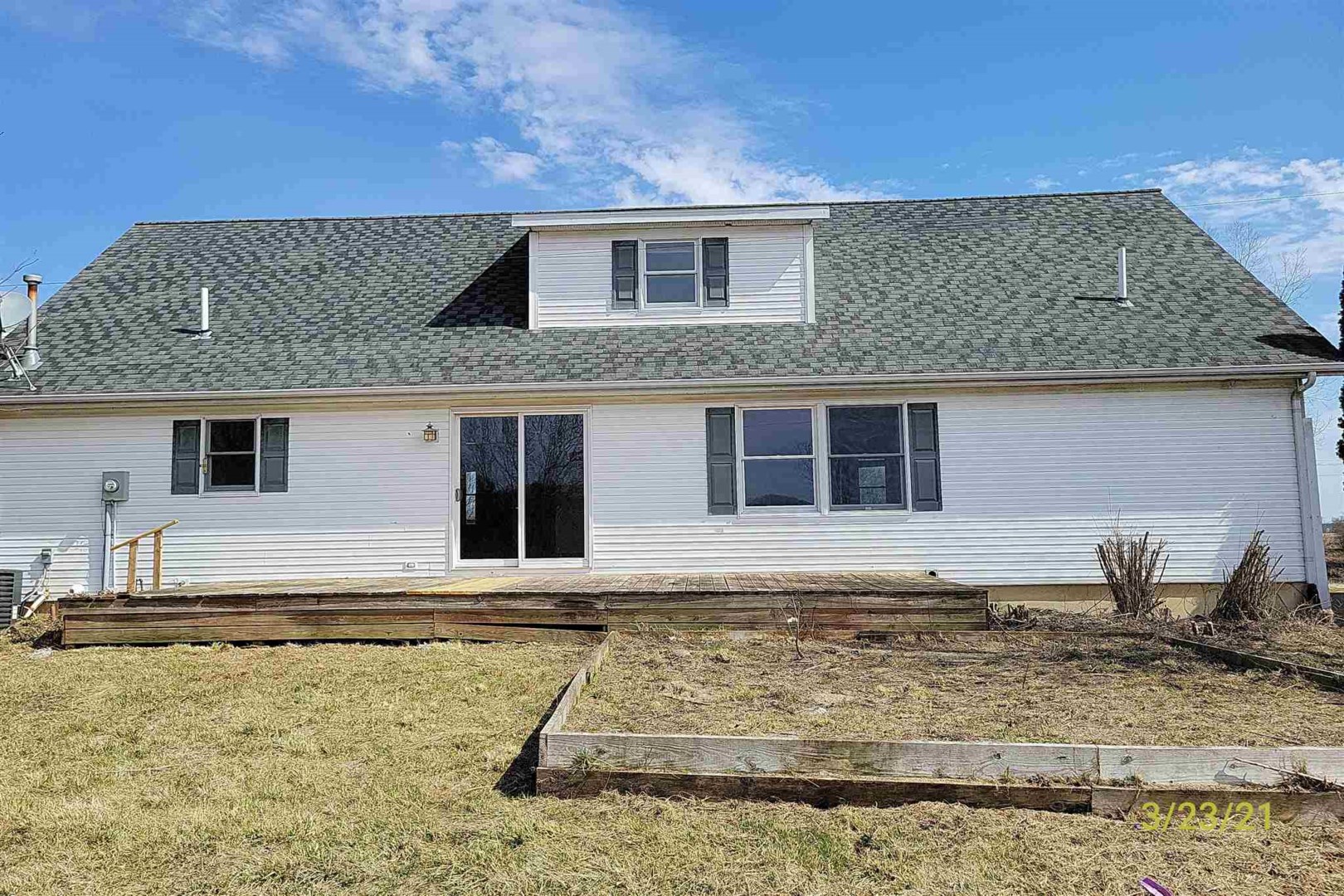 425 , Columbia City, IN 46725 #1