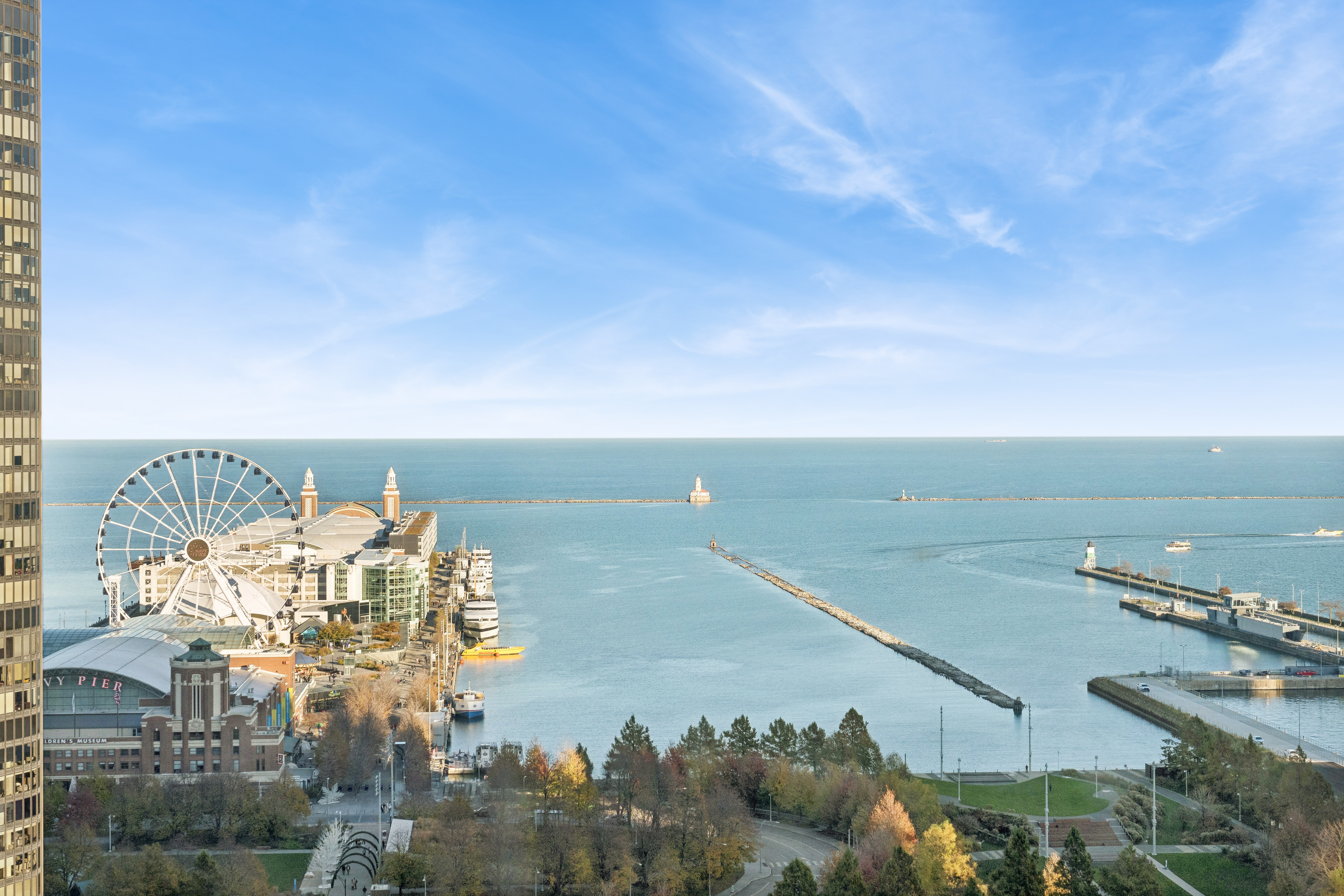 amazing views of Navy Pier, Lake Michigan