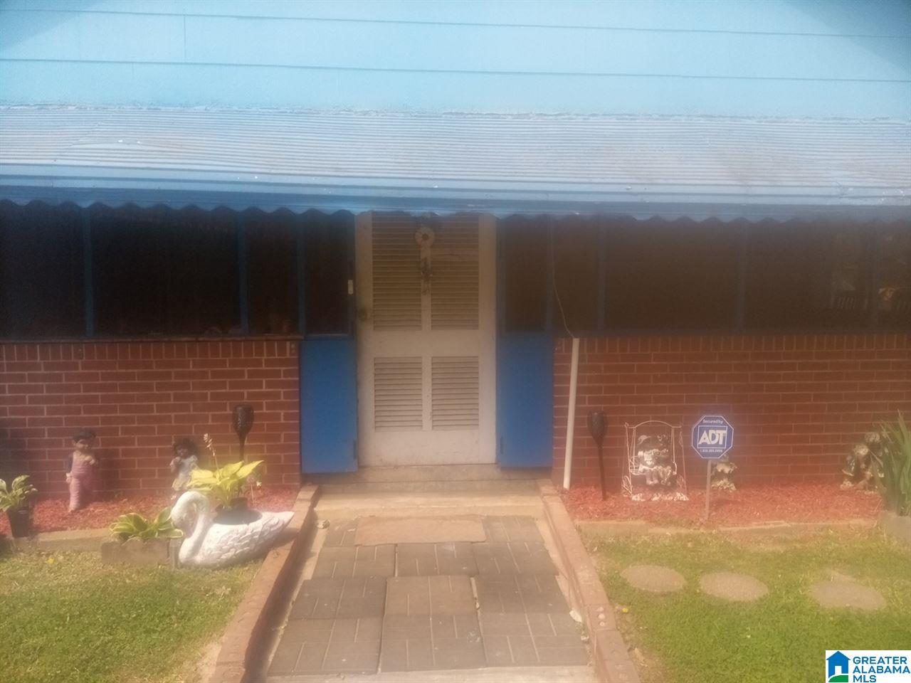Moore Ave, Anniston, AL 36201