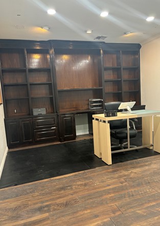 large privacy office