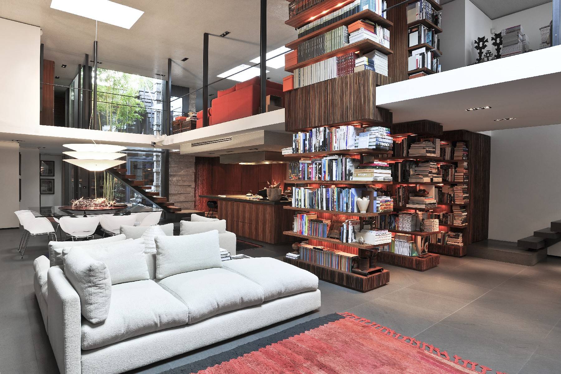 One-of-a-kind, spectacular townhouse in the center Milan