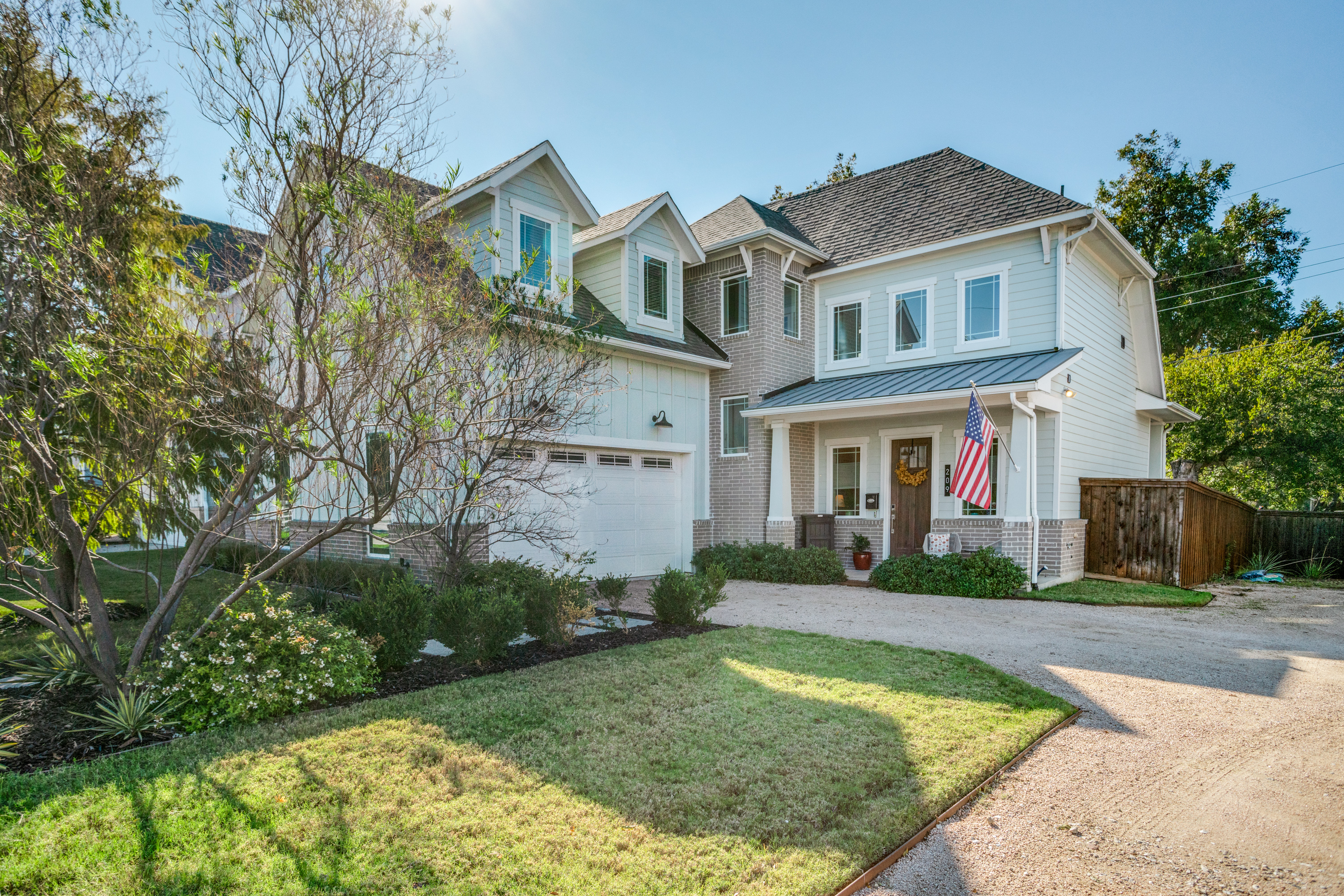 Modern Convenience in the Heart of Oak Cliff