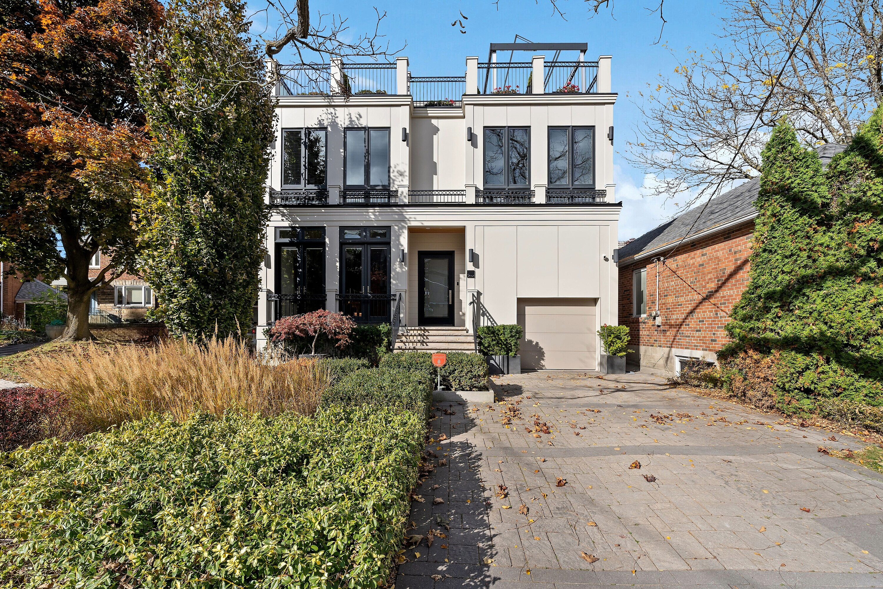 Modern Luxury in Casa Loma