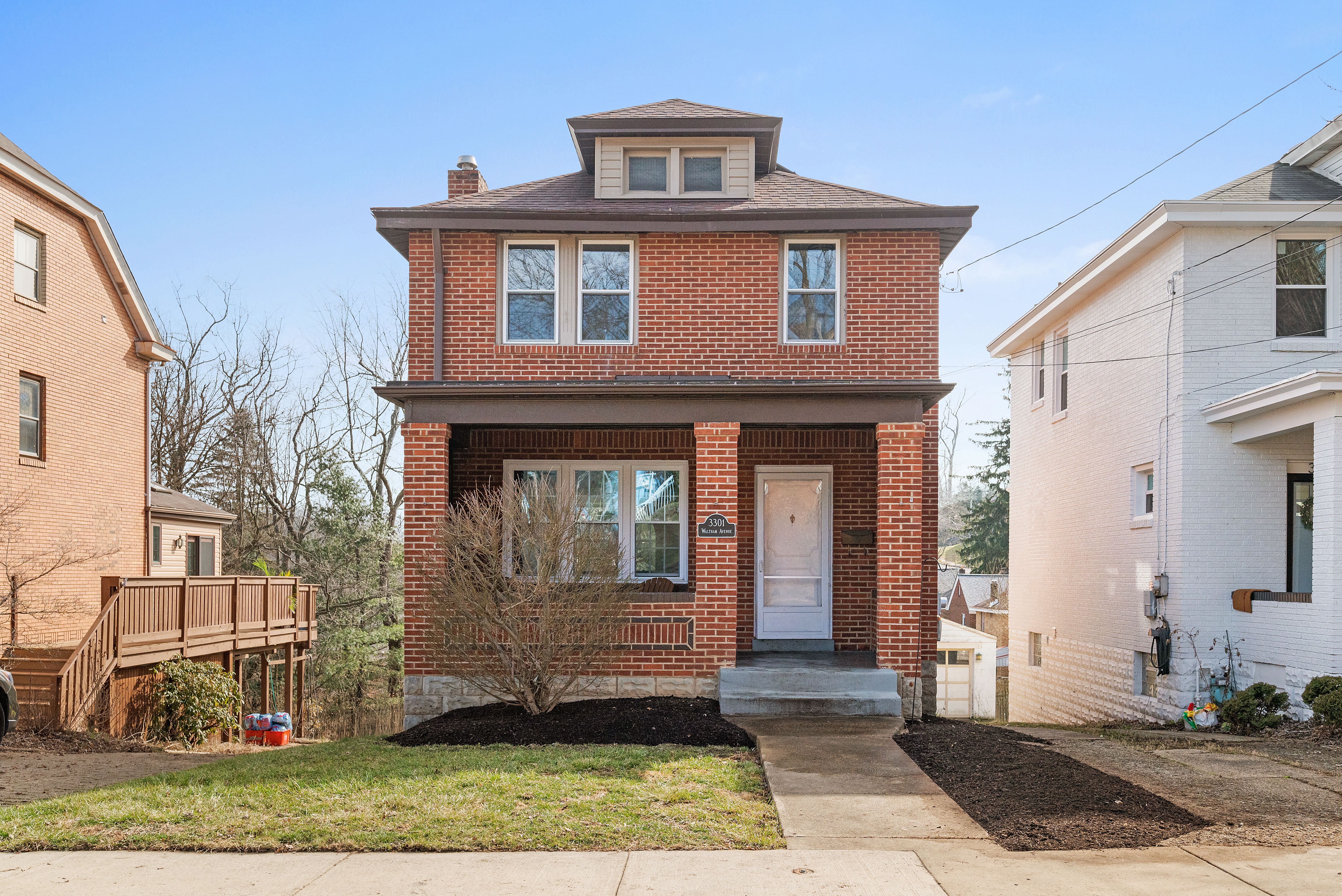 3301 Waltham Avenue, Dormont