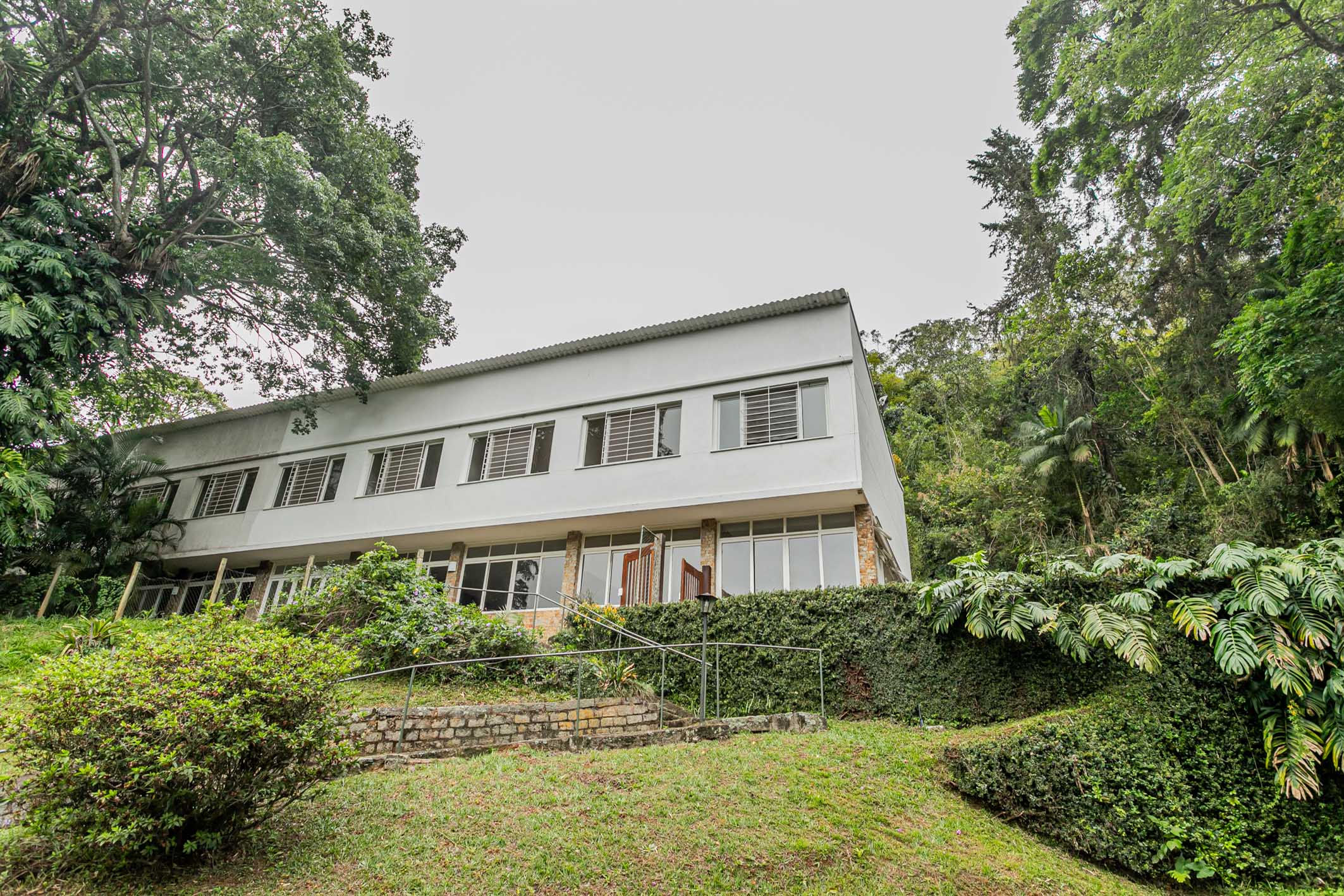 Historic property with significant development potential in Petrópolis