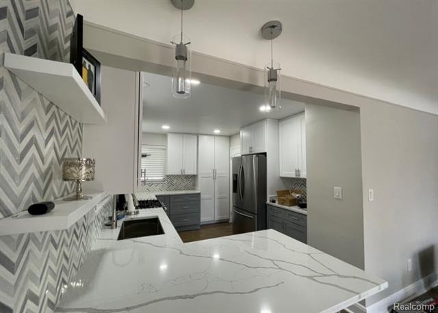 Whitmore St, Oak Park, MI 48237