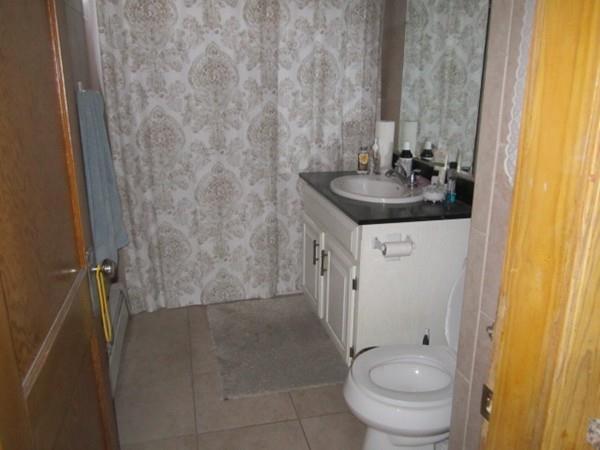 Lake Ave, Worcester, MA 01605