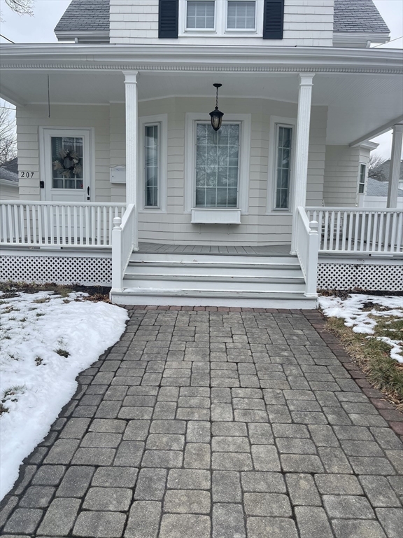 207 Cottage Park Rd, Winthrop, MA 02152