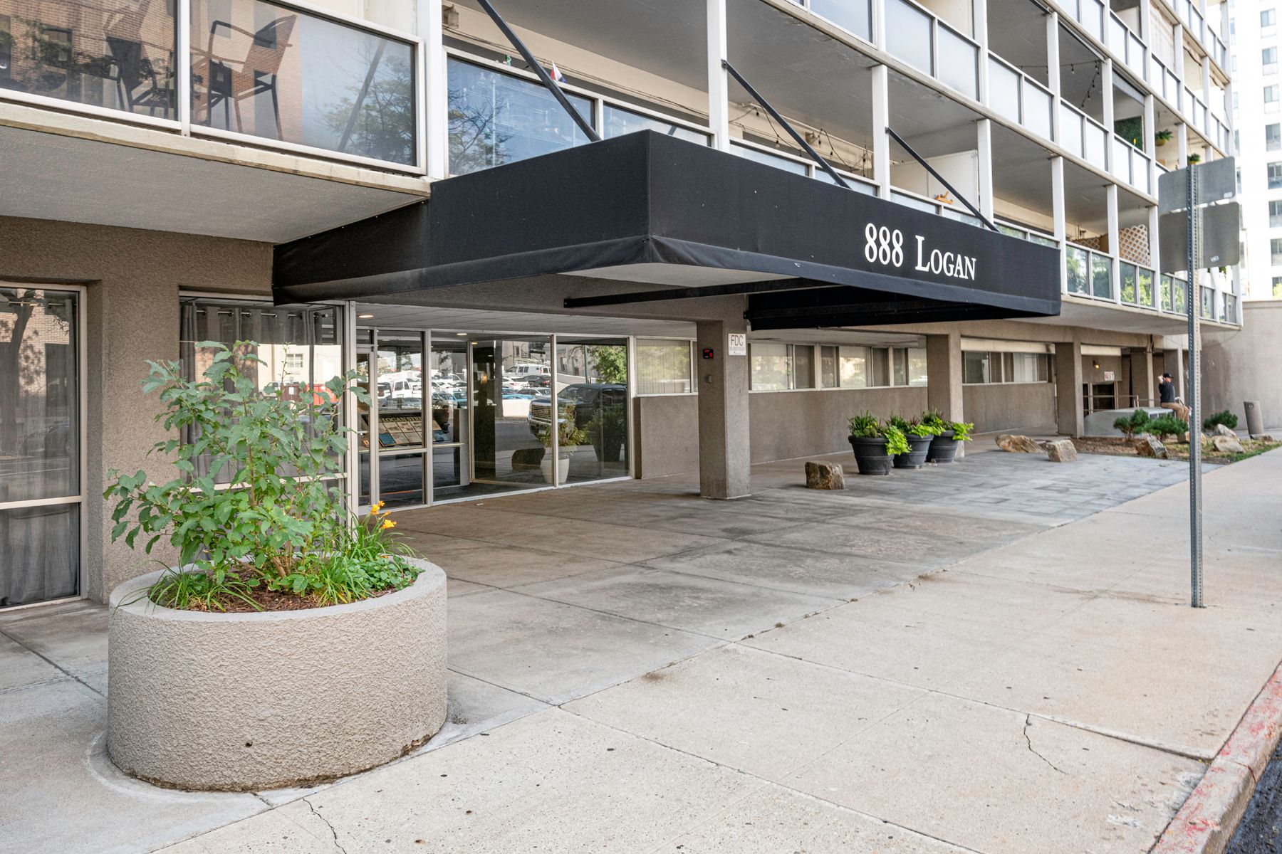 Beautiful 2 Story Penthouse in Capital Hill