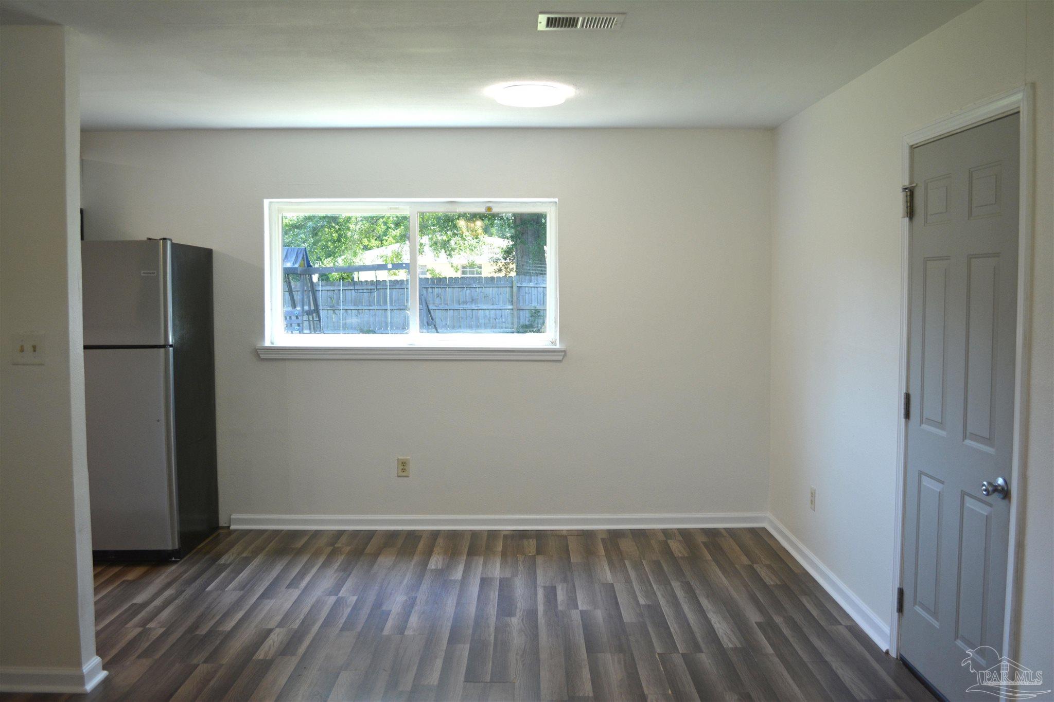 Castlegate Dr, Pensacola, FL 32534