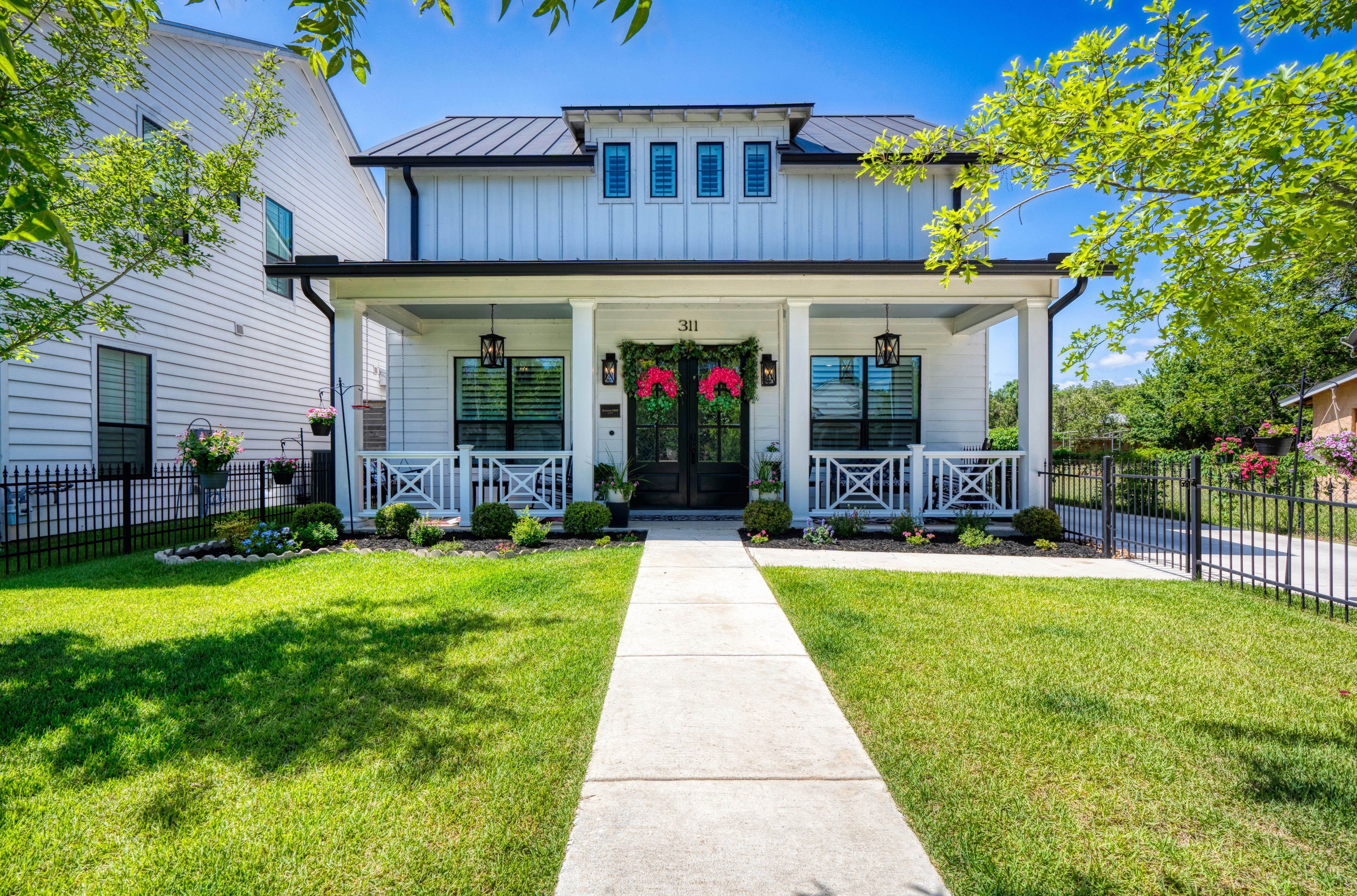 Farmhouse Chic in Downtown Boerne
