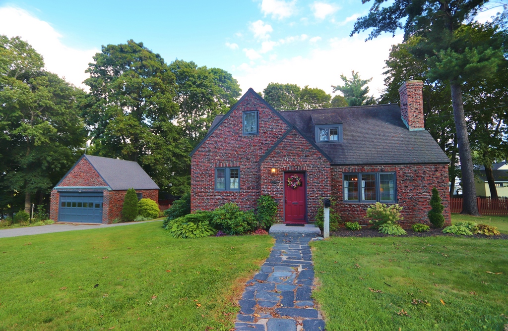 Thomas Hill Rd, Bangor, ME 04401