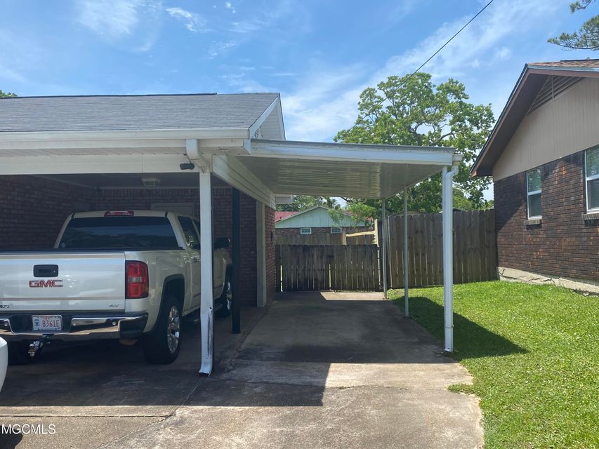 Octave St, Diberville, MS 39540 #1