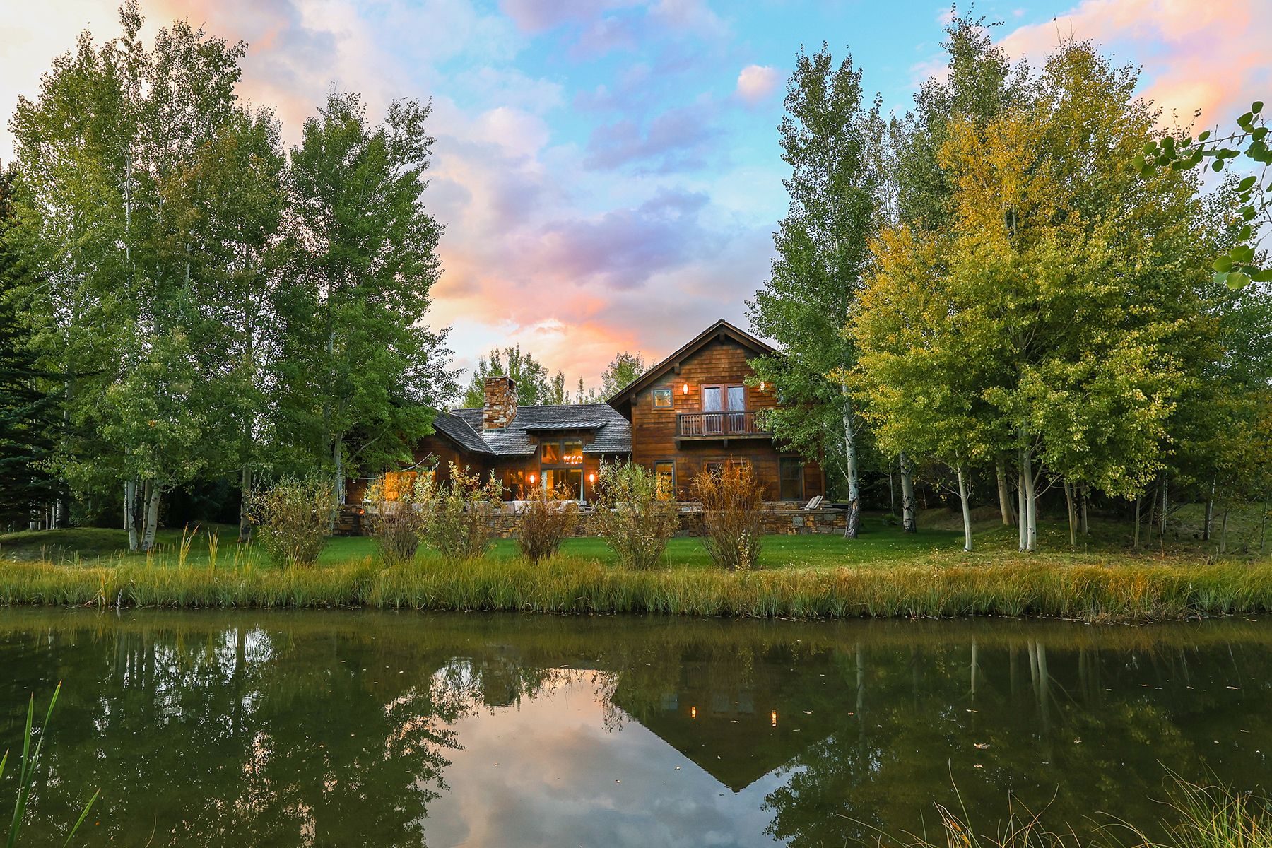 Serene Elegance in 3 Creek Ranch