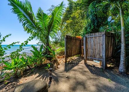 Beachfront Eco Lodge and Retreat in Cabo Matapalo, Osa Peninsula