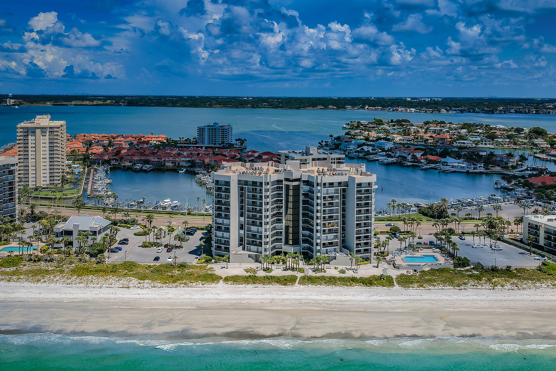 DANS ISLAND ON SAND KEY CONDO