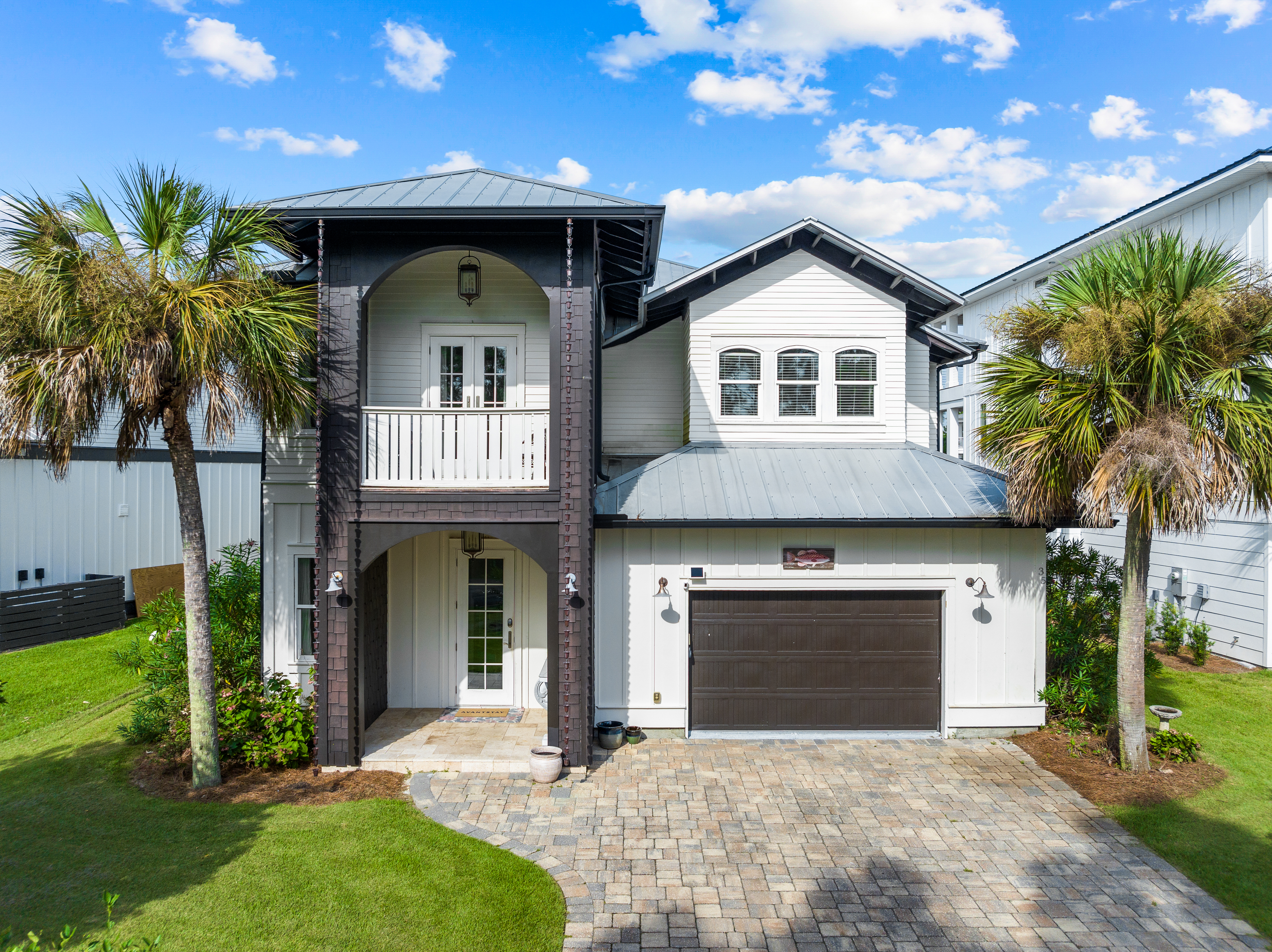 Poolside 30A Beach Retreat With Fenced Yard And Covered Patio 