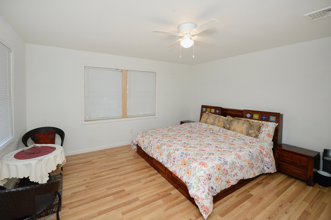 26 Steuben Ave, Westwood, NJ 07675