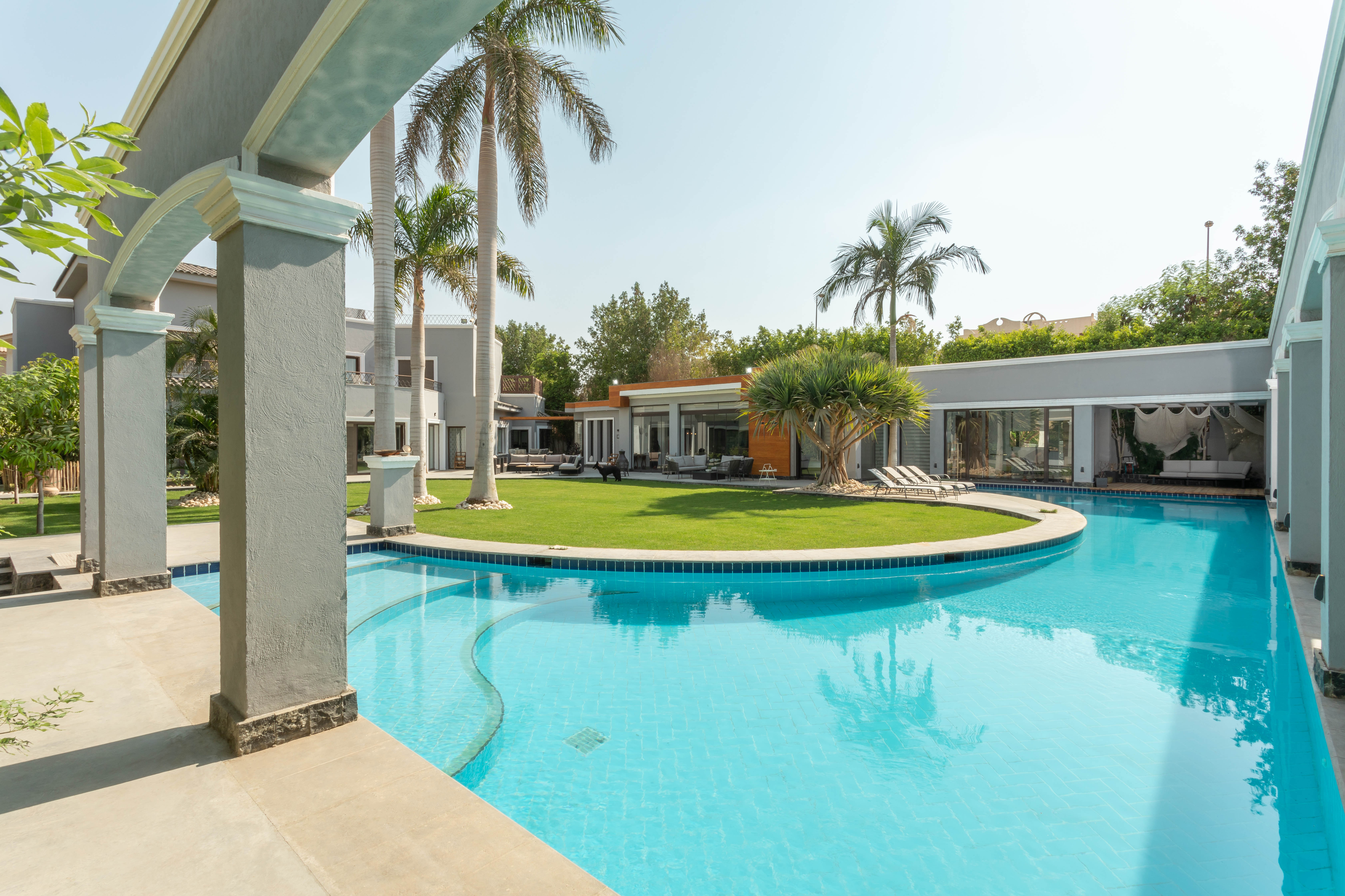 Magnificent Villa with Guesthouse at Al Guezira Estates