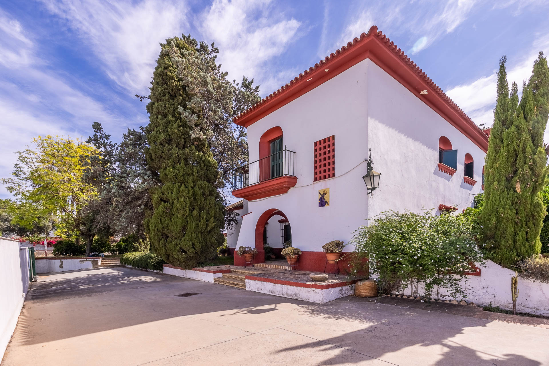 Impressive Villa in Gines