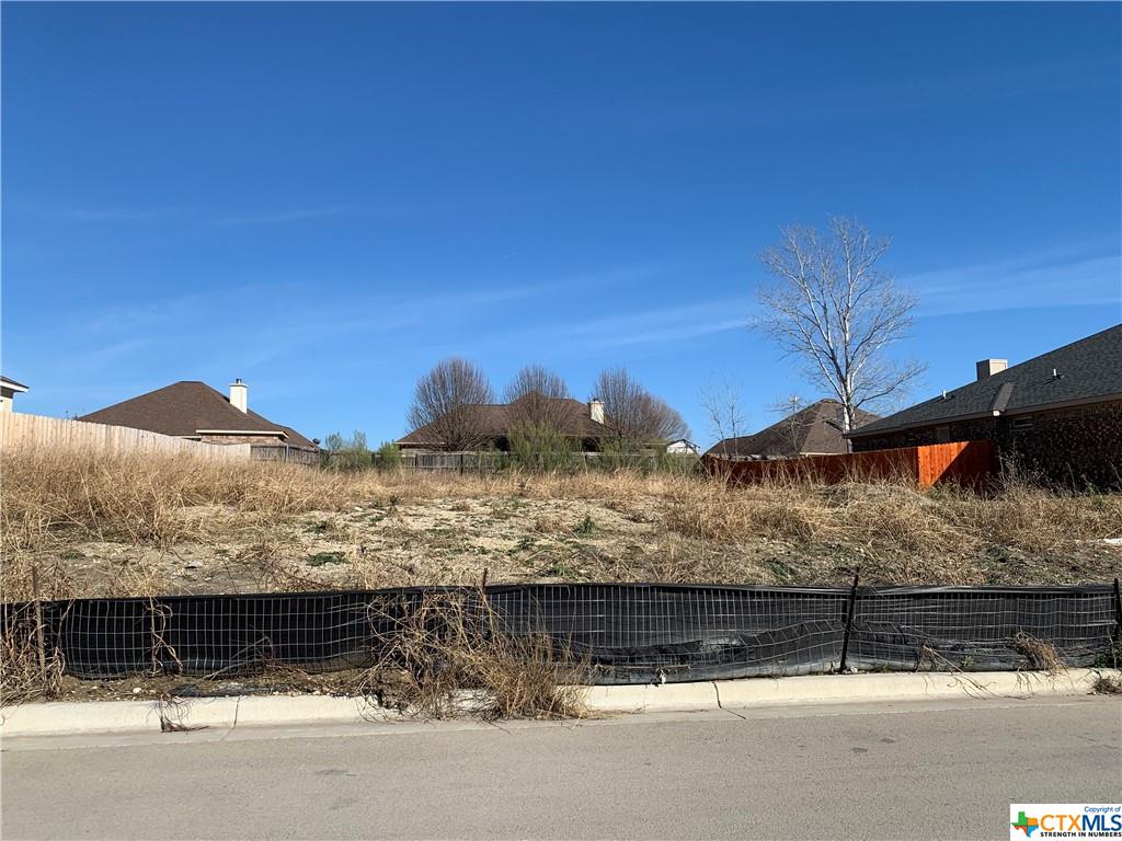 Slippery Elm Dr, Nolanville, TX 76559