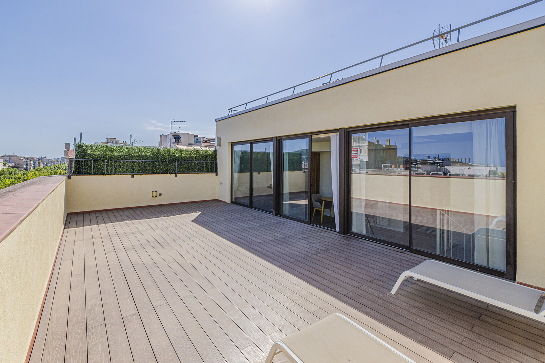 Fantastic new construction penthouse with terrace in Gran Via