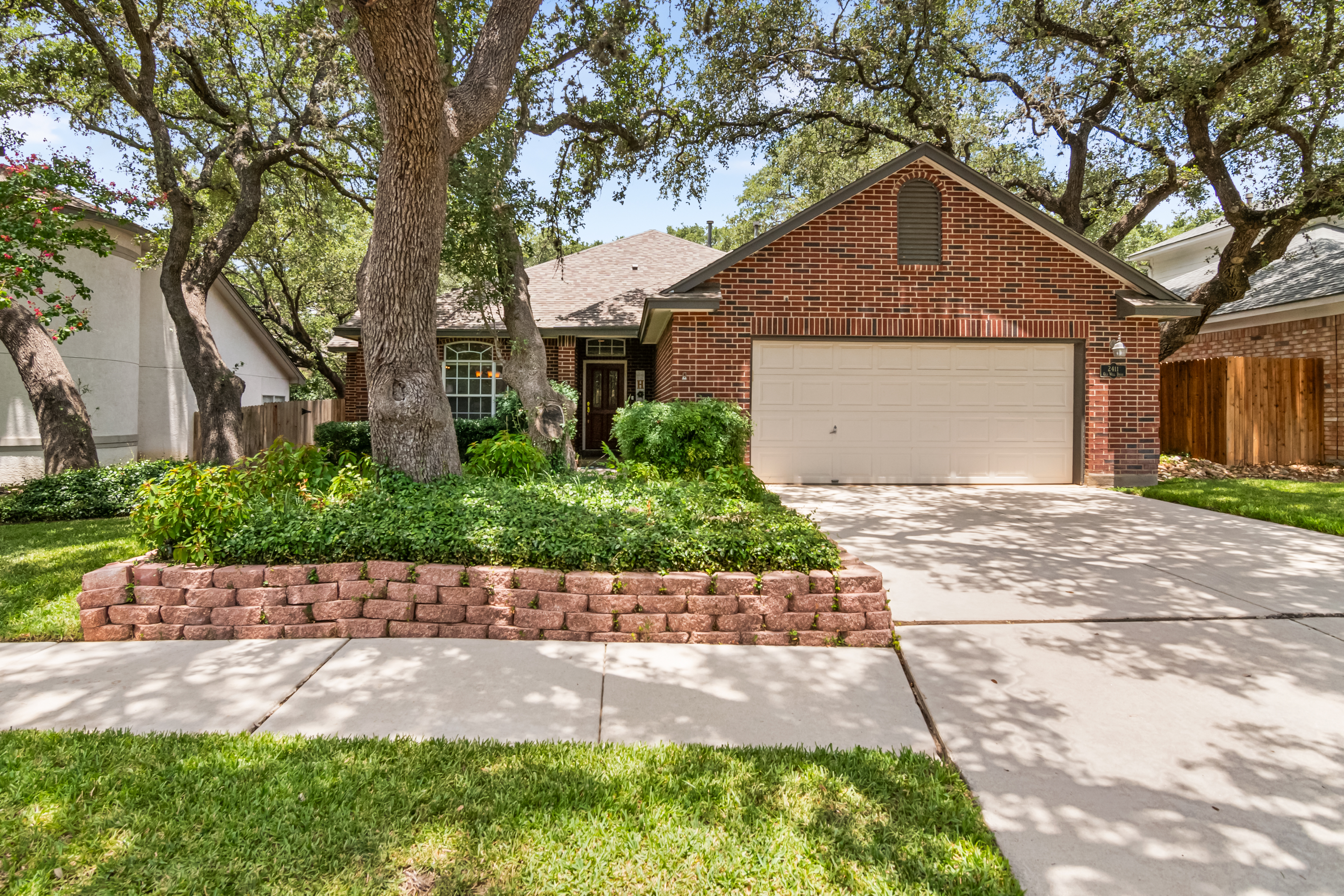 2411 Old Well Drive, San Antonio, TX 78259