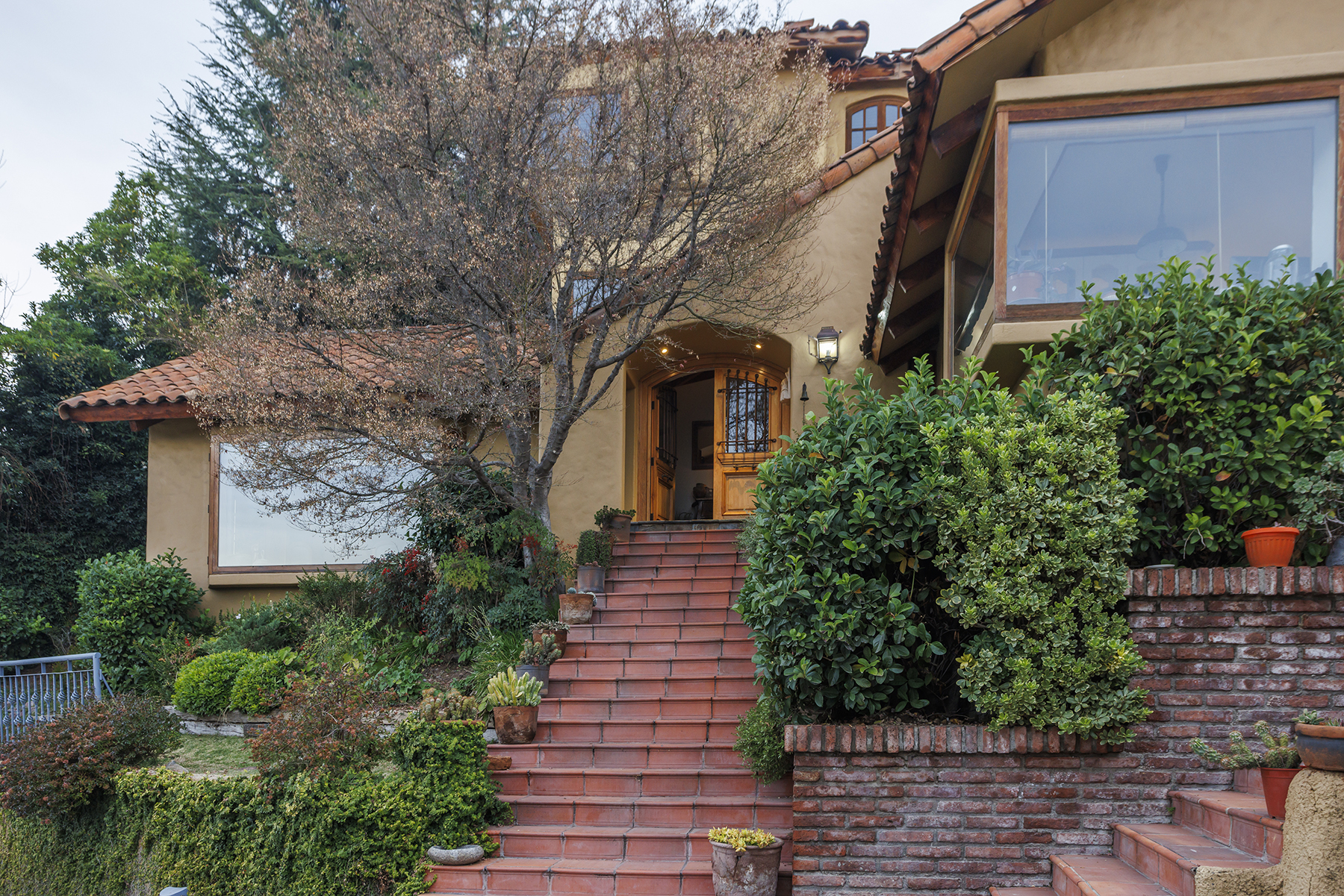 Chilean-style house in San Carlos de Apoquindo.