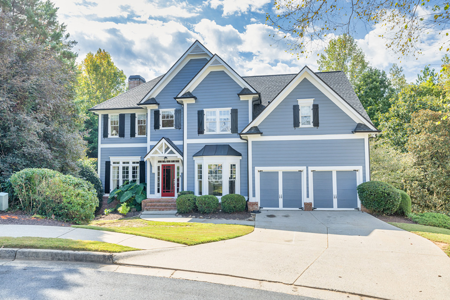 Stunning Craftsman-Style Home in Wild Timber