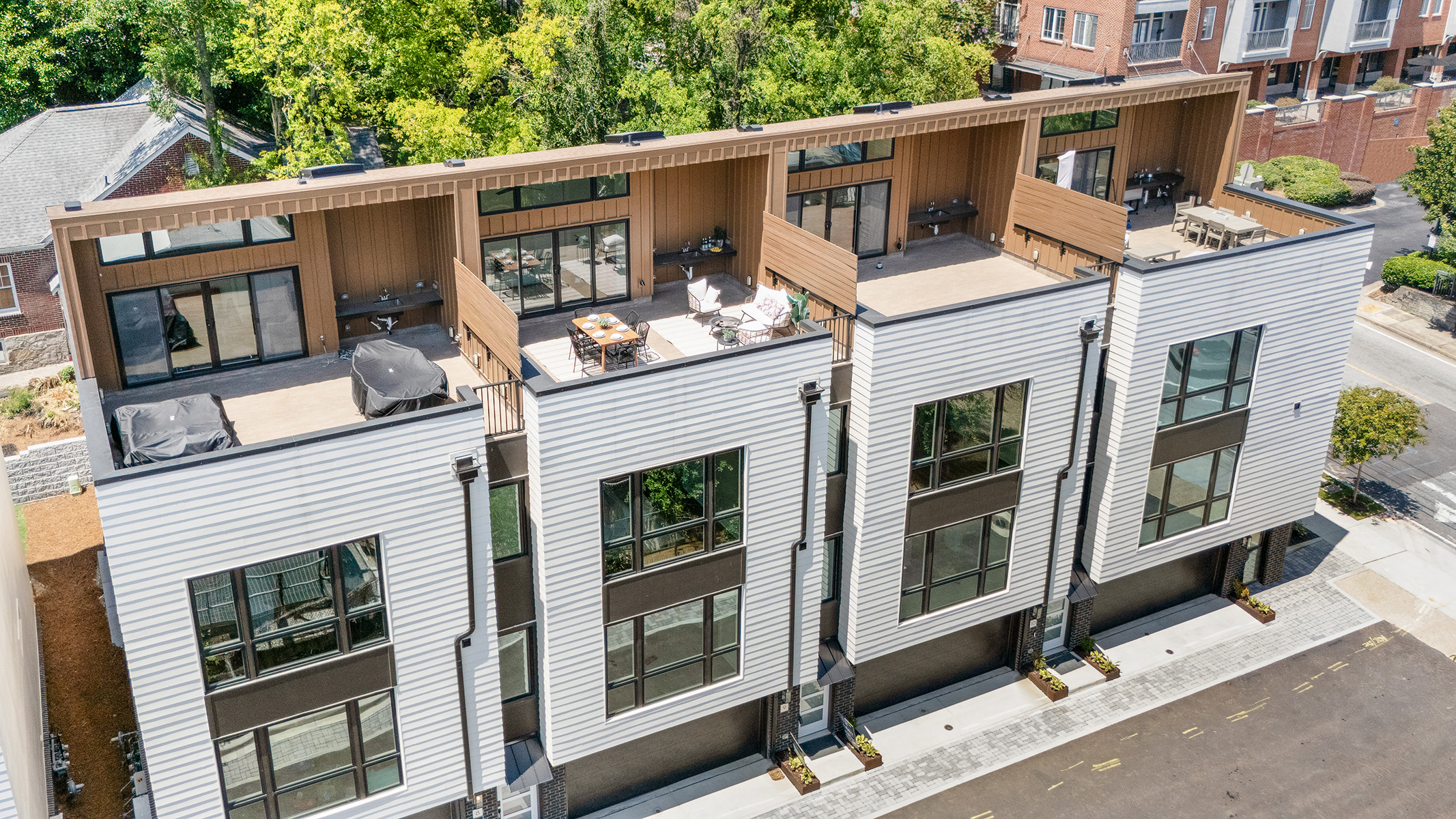 New Townhomes in West Midtown with Stunning Rooftop Terraces