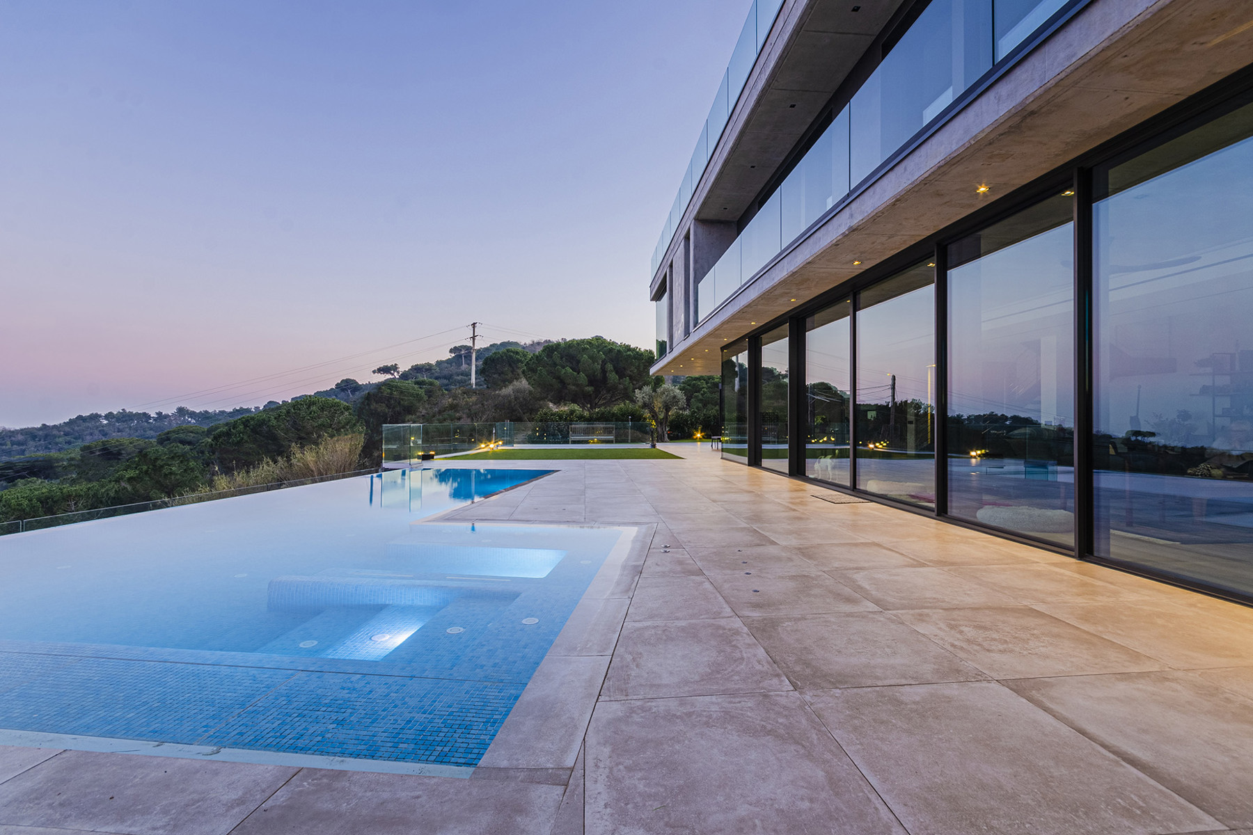 Exclusive villa with 360º views of Barcelona and surroundings