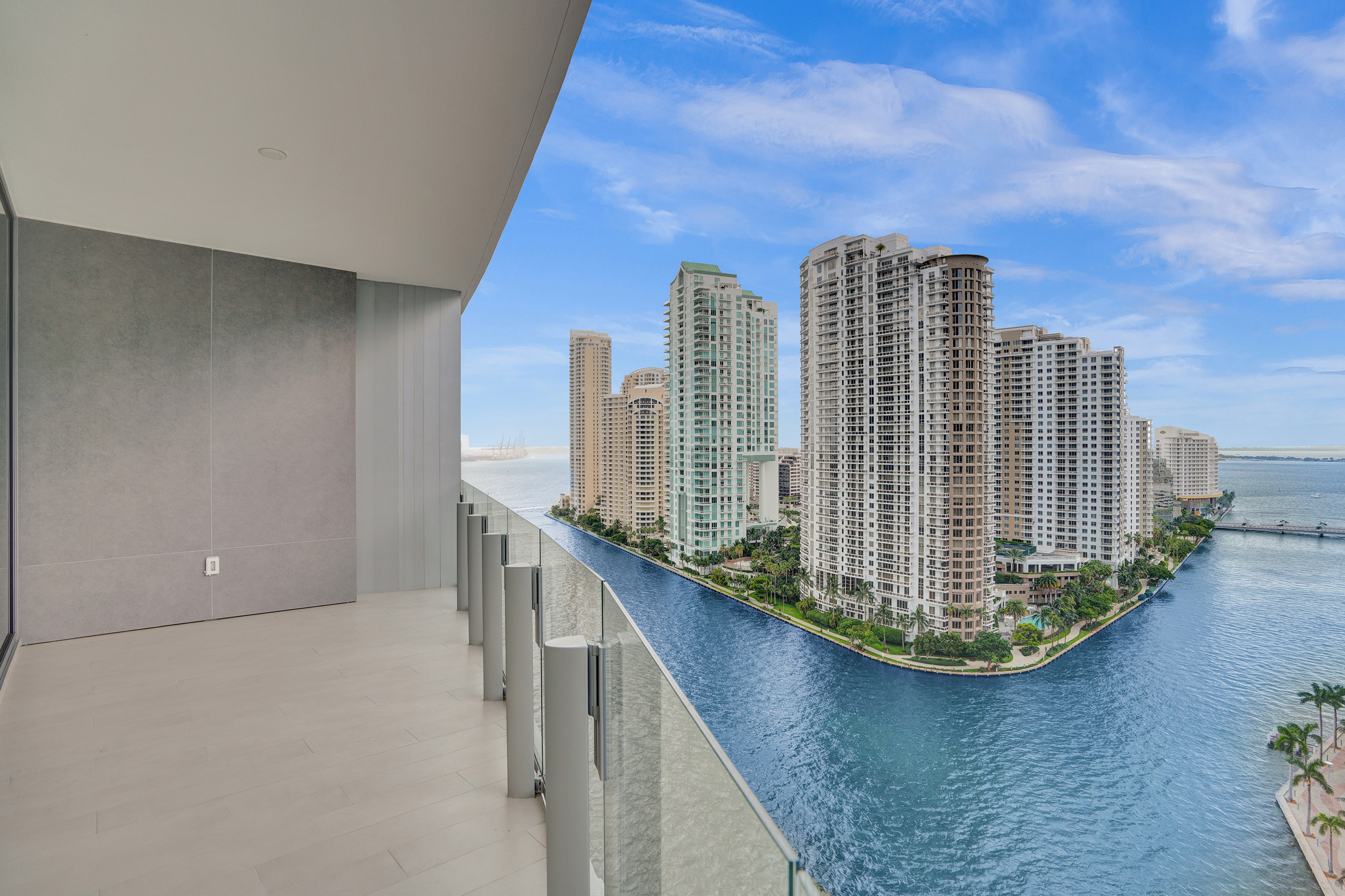 300 Biscayne Blvd Way, #1807, Miami, FL